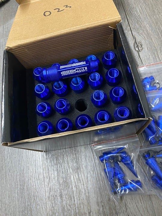 326 power blue lug nuts JDM 12x1.25 brand new