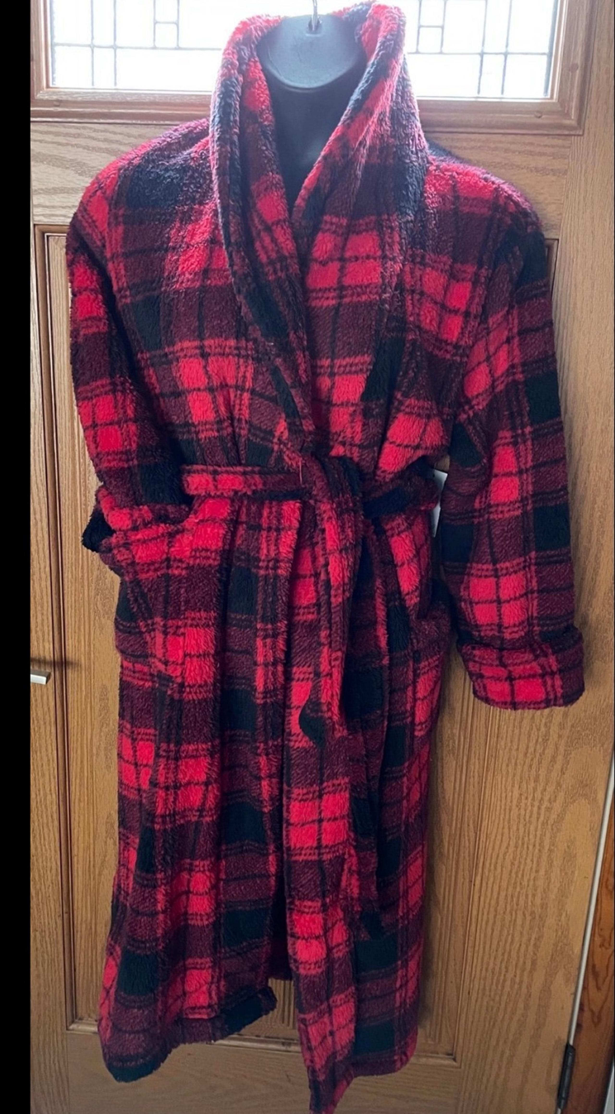 Women’s NWT Sonoma robe