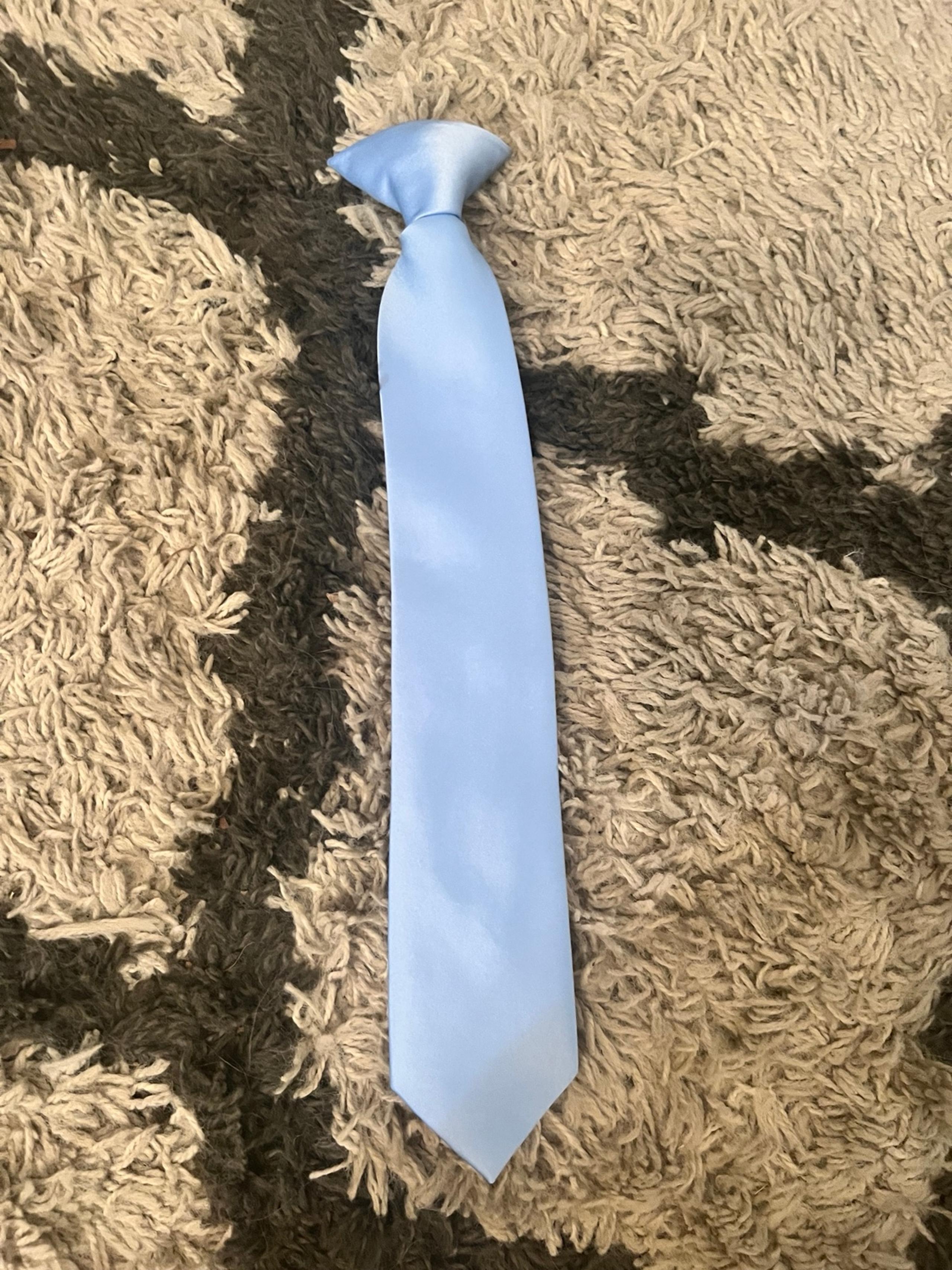 Silk tie