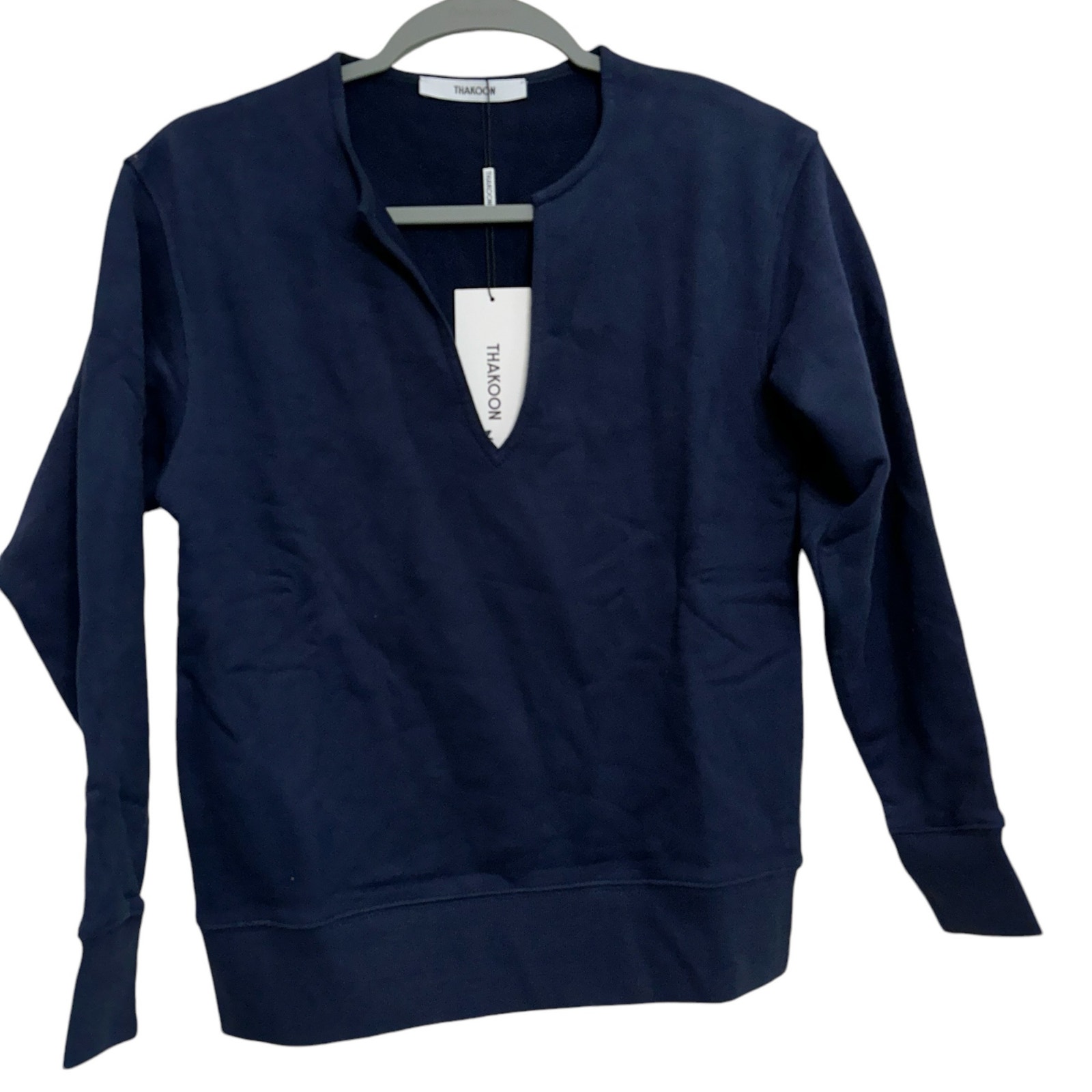 Thakoon women’s NWT’s Deep V Neck cotton sweatshirt in navy blue. Size XS