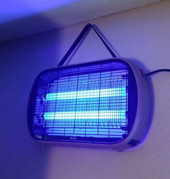 Bug Zapper Indoor for 5000 Sq. Ft.,2 Extra Replacement Bulbs, 20W