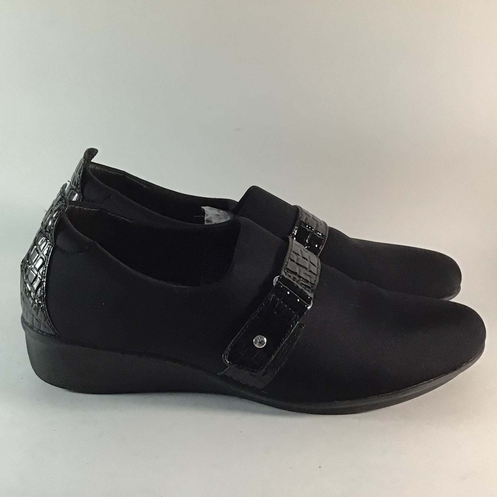 Revere Genoa womens black python comfort wedge loafers black size 11 M