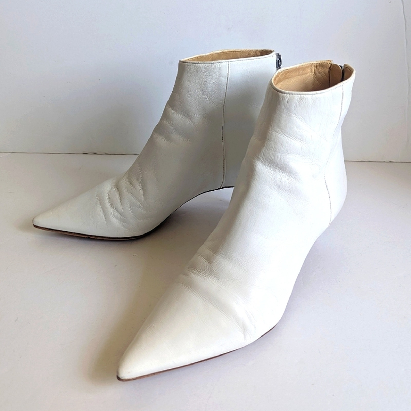 Alexandre Birman Kittie White Leather Kitten Heeled Booties US Women's 7.5 700