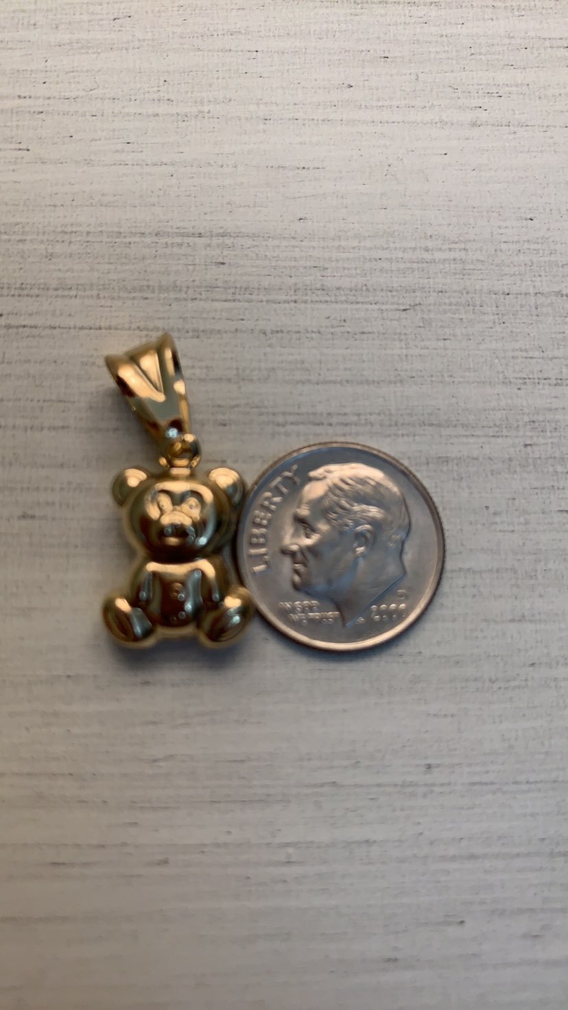 18k yellow gold bear pendant