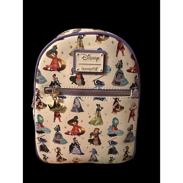 BNWT Loungefly Disney Princesses Dress mini backpack. Gorgeous !