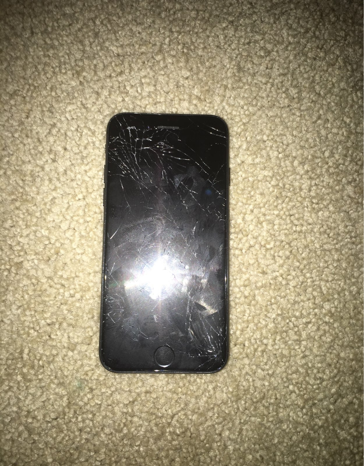 Apple iPhone 7 32GB in Black for Unlocked