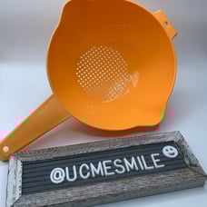 Tupperware Large Colander Strainer