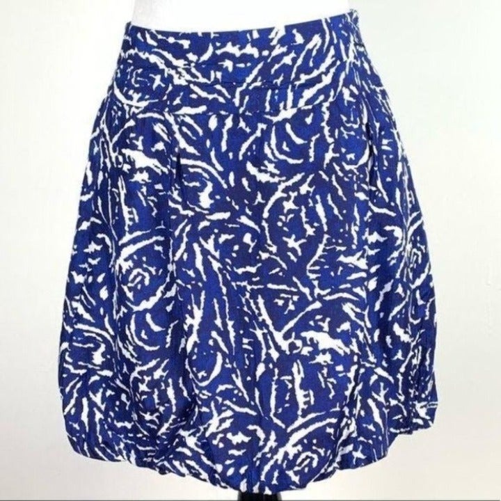 Banana republic skirt 0 100% silk bubble pockets
