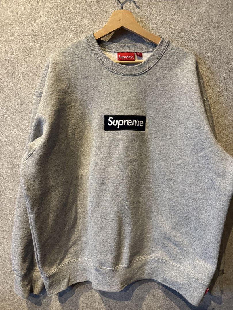 Supreme Grey Sweatshirt