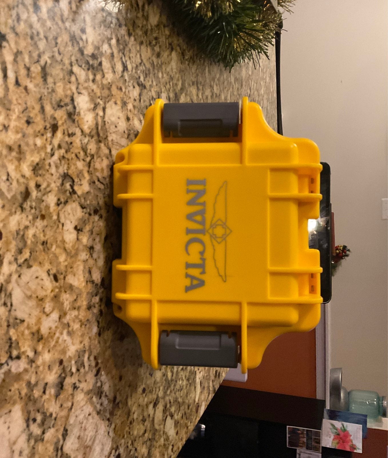 Invicta pro diver