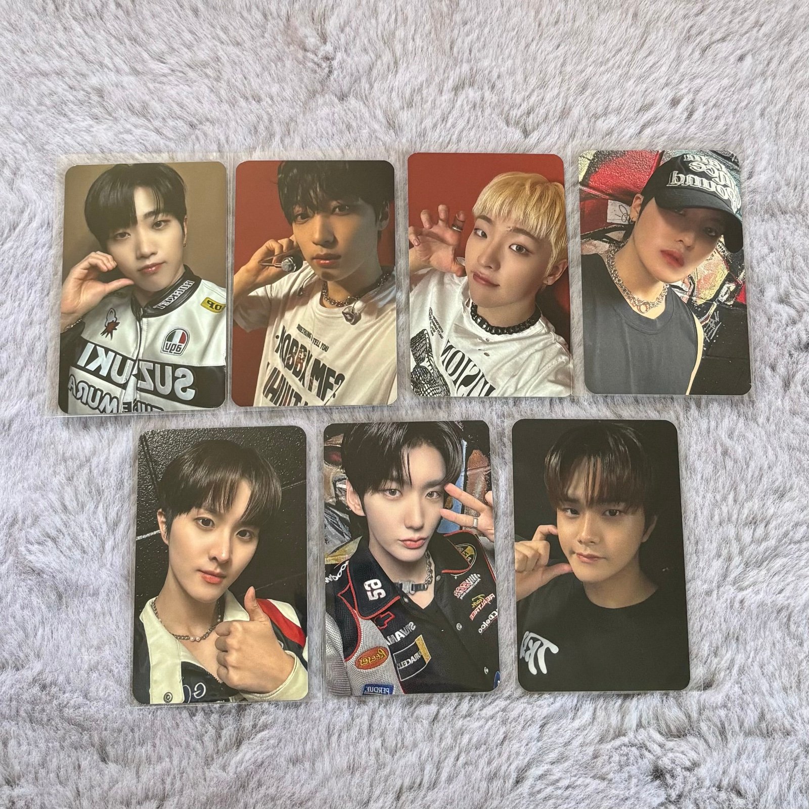 The Kingdom Hello82 LA Fansign Photocard Set