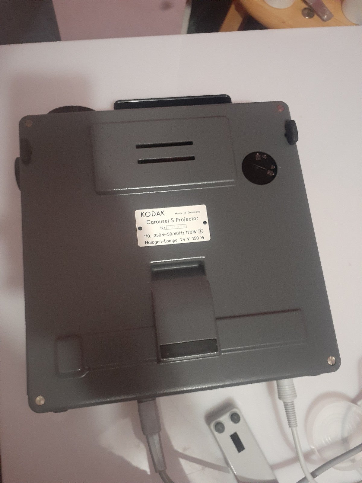 KODAK CAROUSEL S slide projector