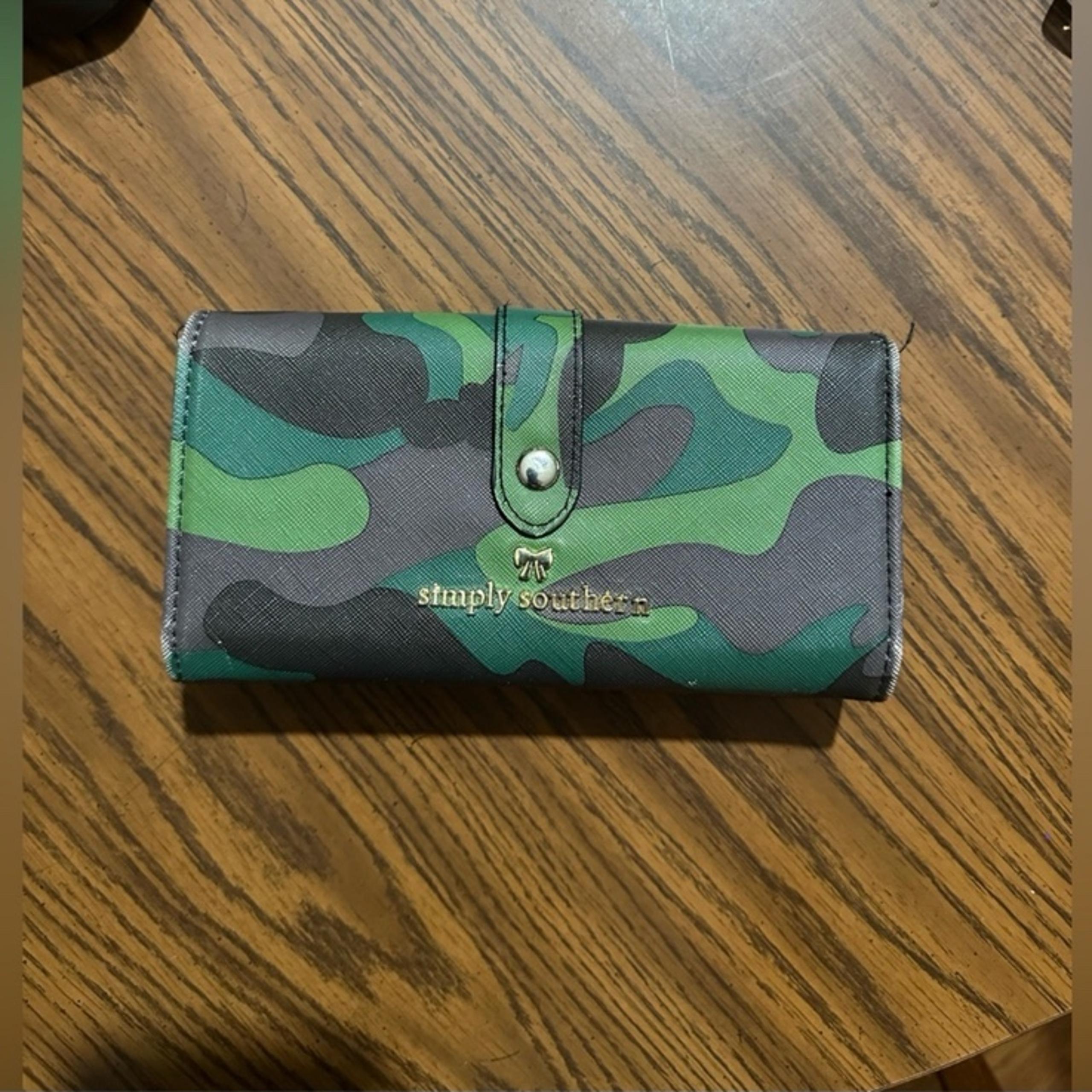 Simply Southern wallet