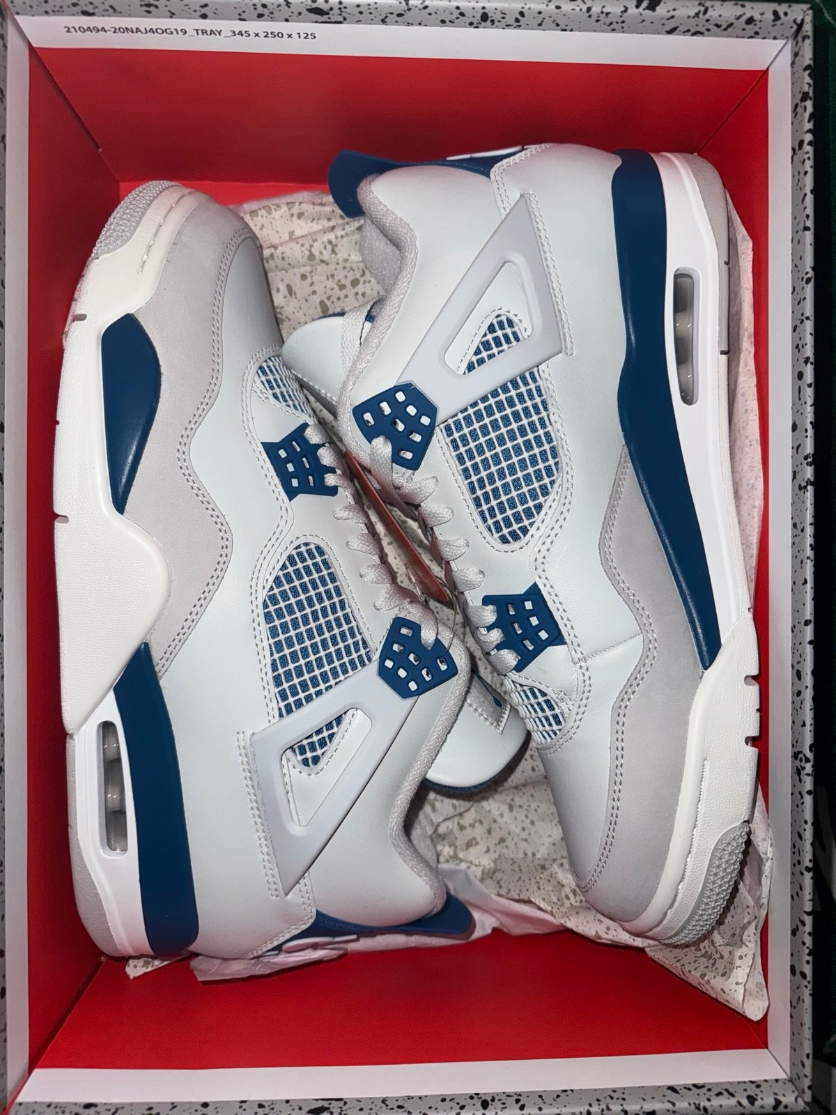 Jordan 4 “Military Blue” sz 10.5 Mens New