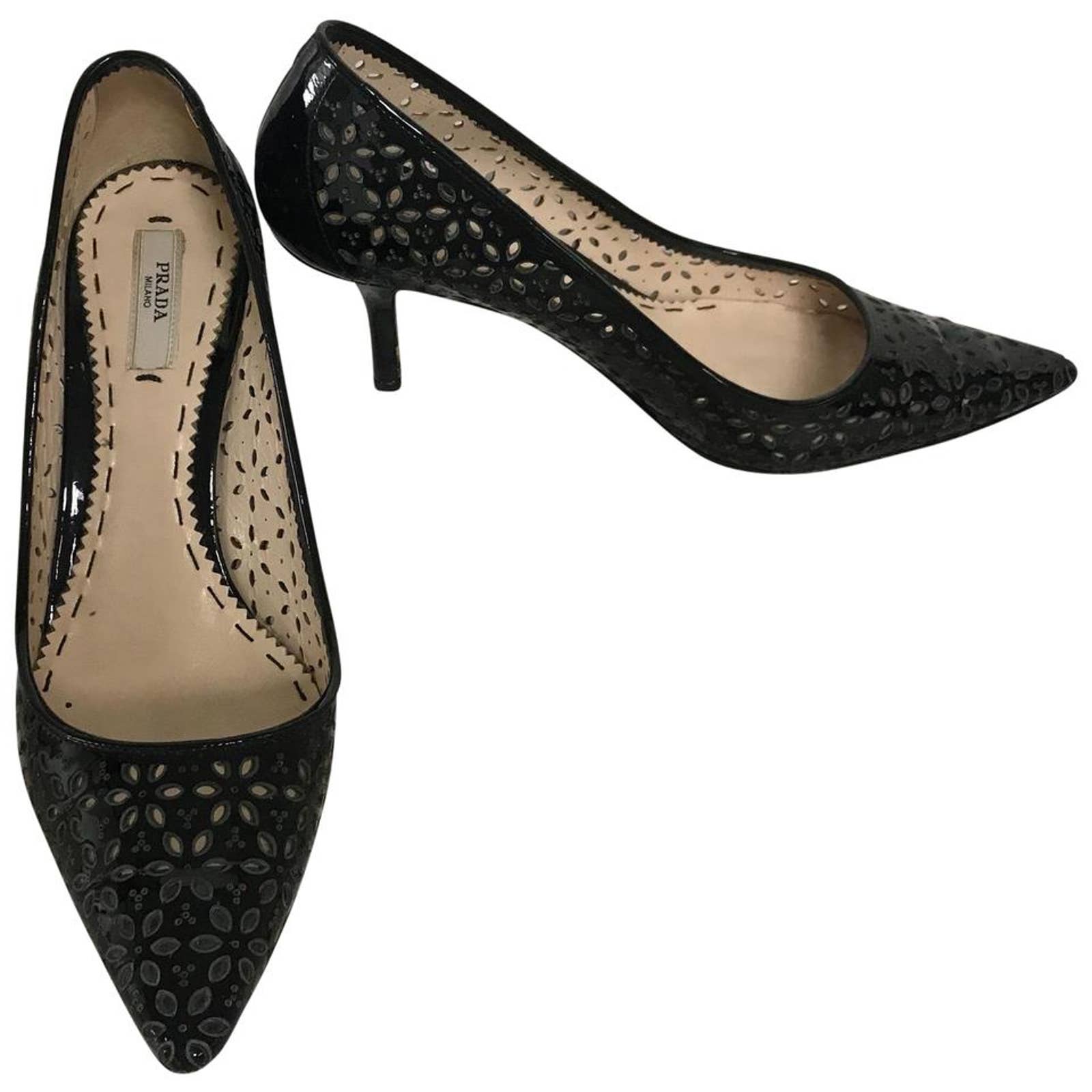 PRADA LASER CUT BLACK PATENT LEATHER PUMPS 37
