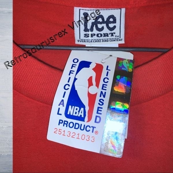Deadstock shops Vintage Chicago Bulls NBA Lee Sport Men’s T Shirt, XL, Nutmeg Mills