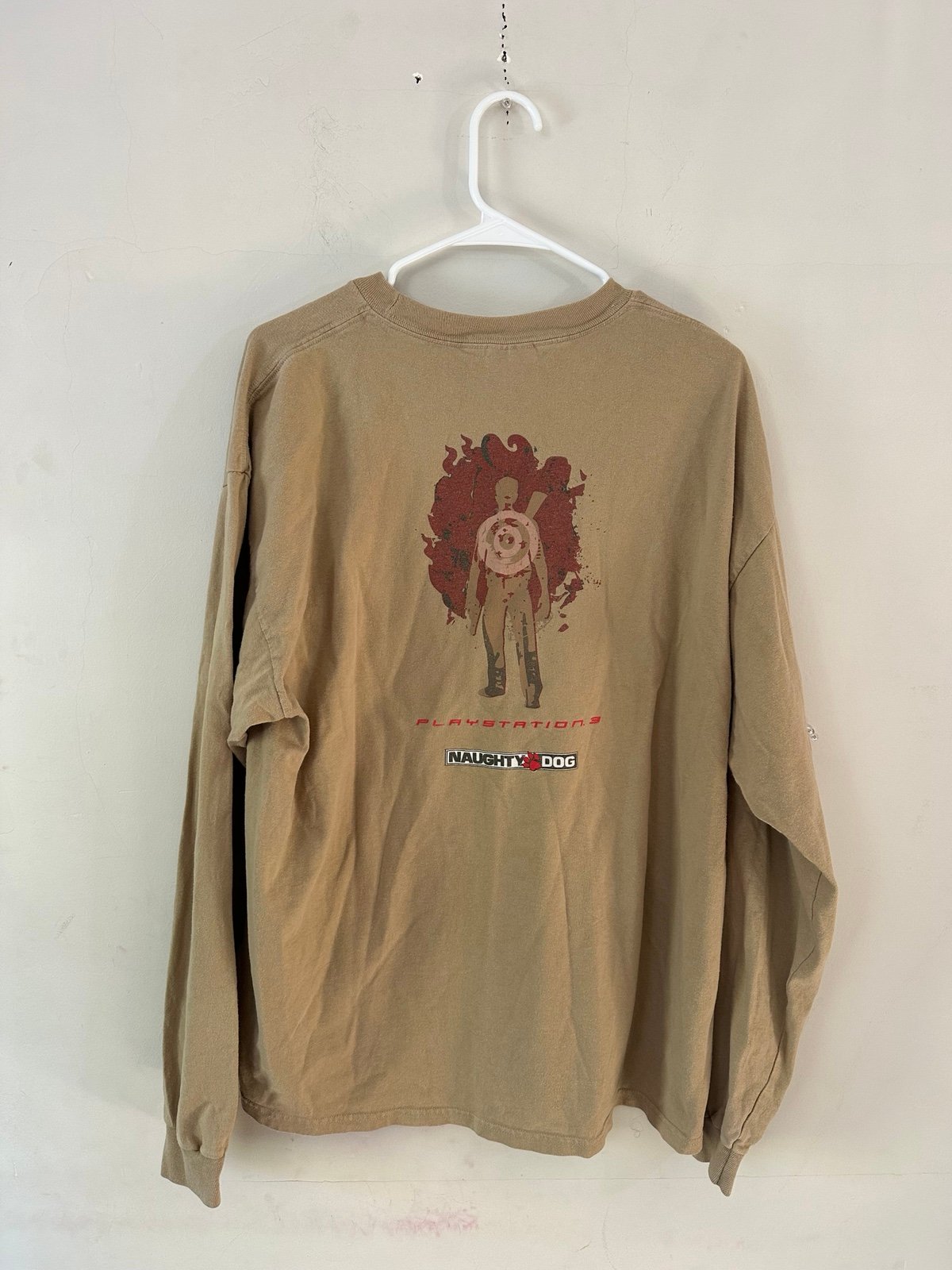 Vintage Naughty Dog PlayStation Uncharted 2 Among Thieves Video Game Promo Shirt