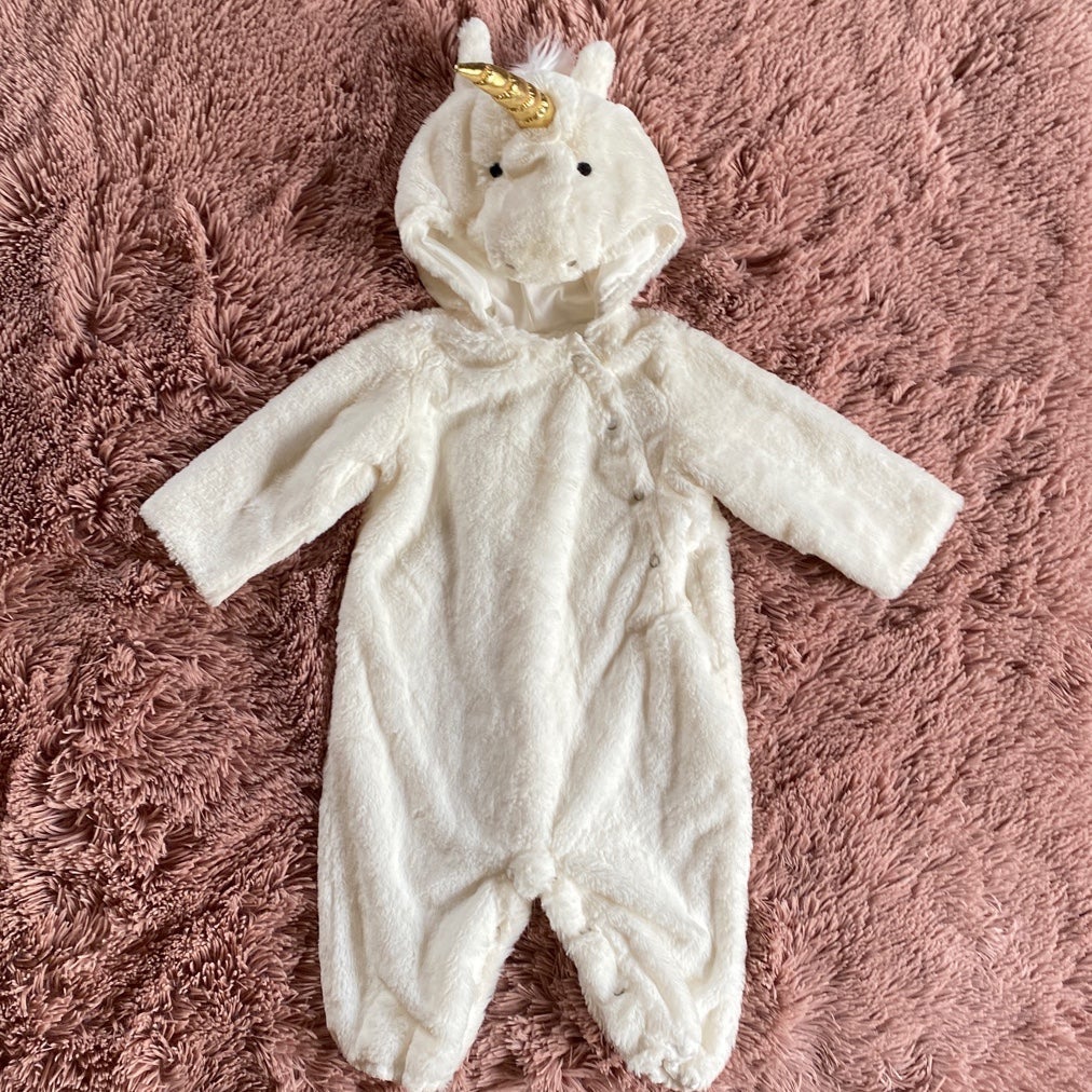 Pottery Barn Baby Unicorn Halloween Costume size 6-12 Months.