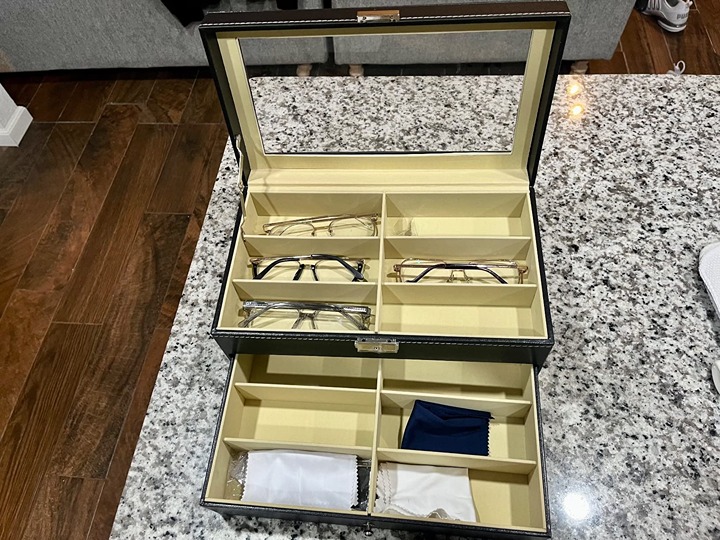 Leather 12 Piece Eyeglasses Storage and Sunglass Glasses Display Drawer