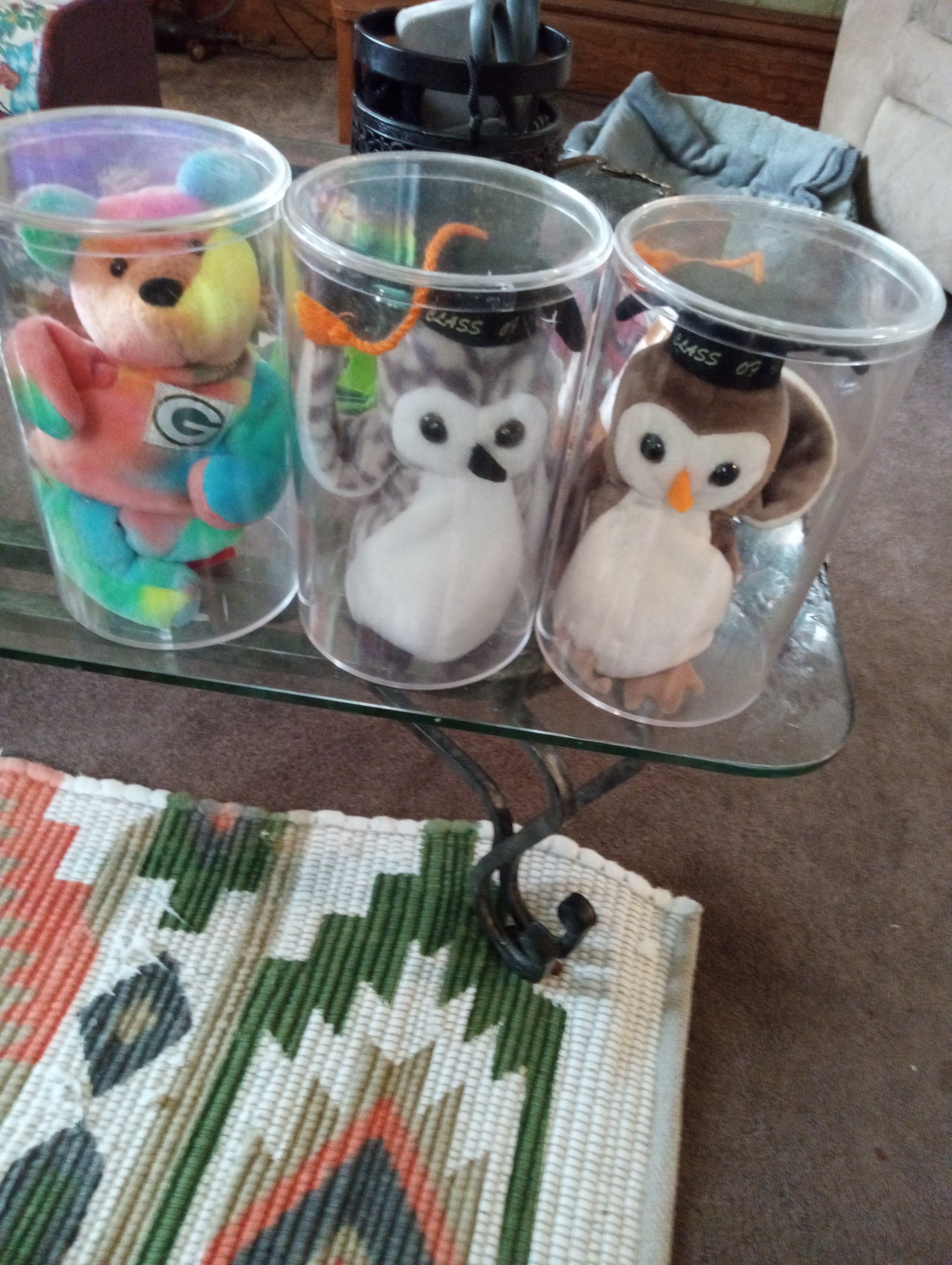 Three vintage beanie baby 2 hours and one Green Bay packer Brett favre