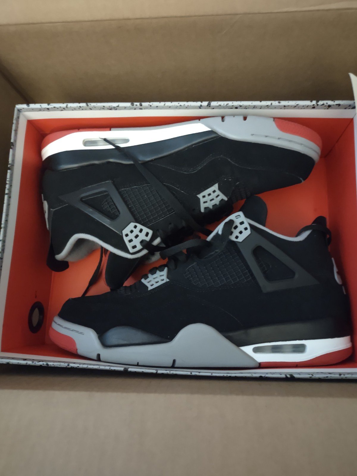 Jordan 4 bred (2019)
