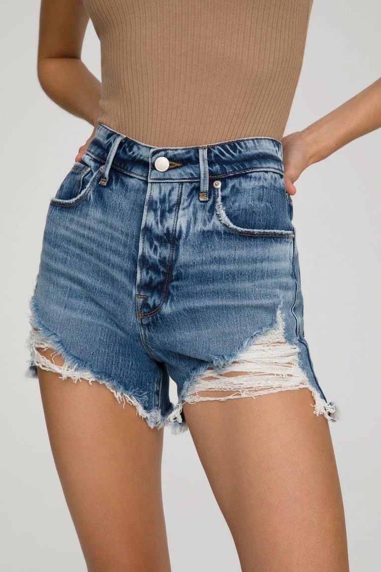 Good American The Bombshell Shredded-Hem Denim Shorts