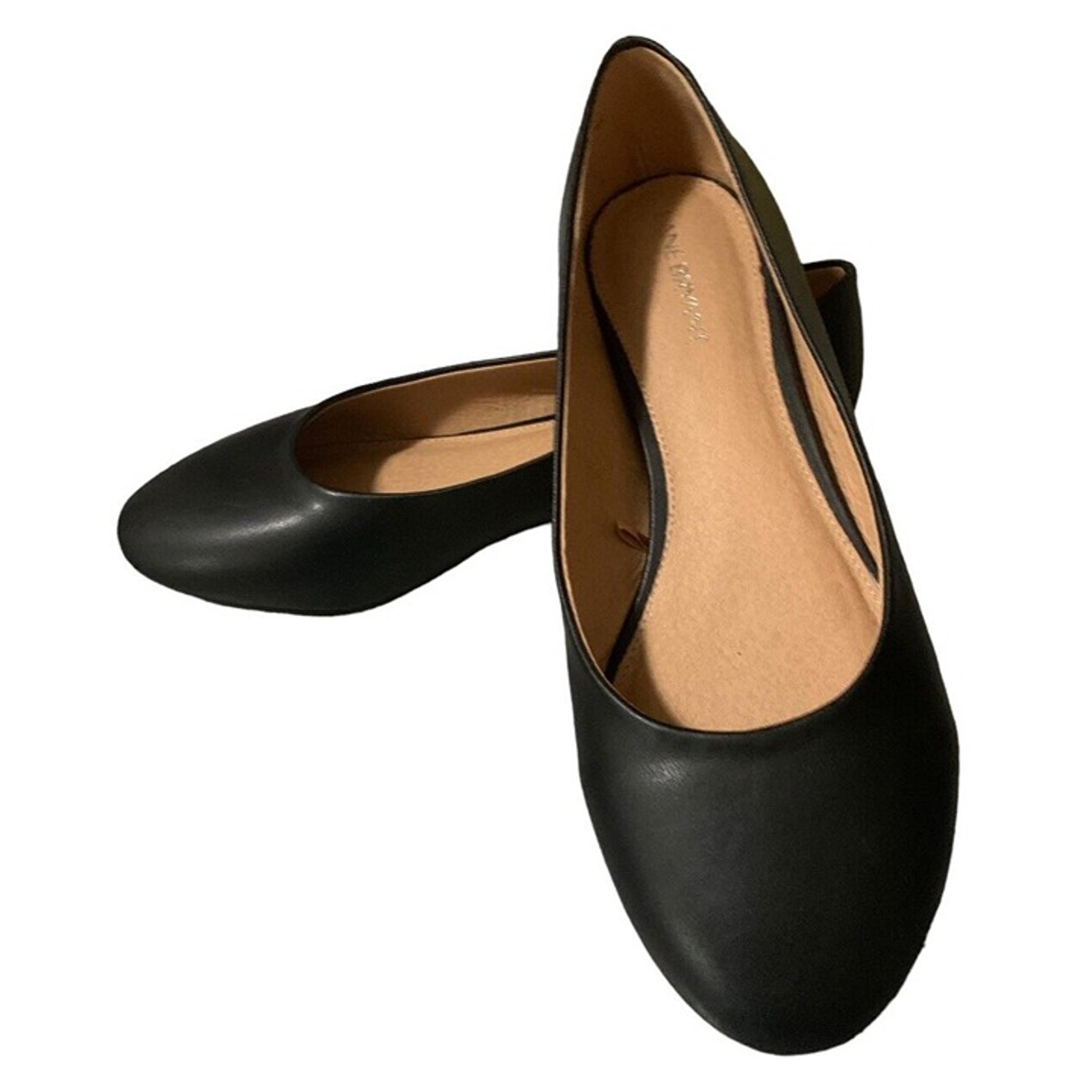 Lane Bryant Women's Round Toe Black Flats Shoes Size 9W