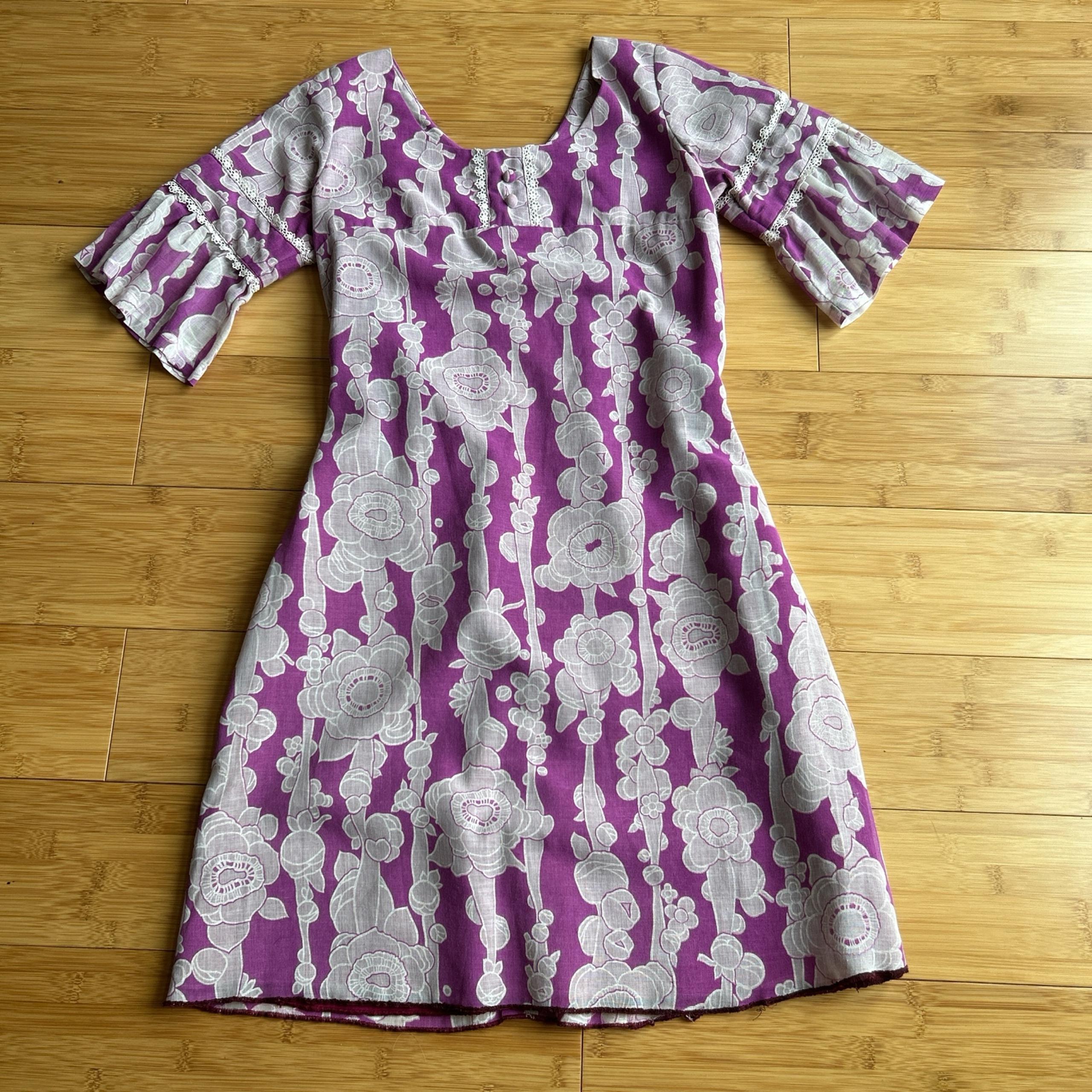 Lauhala Vintage 1960s 1970s Mini Dress w Hawaiian Aloha Mod vibes