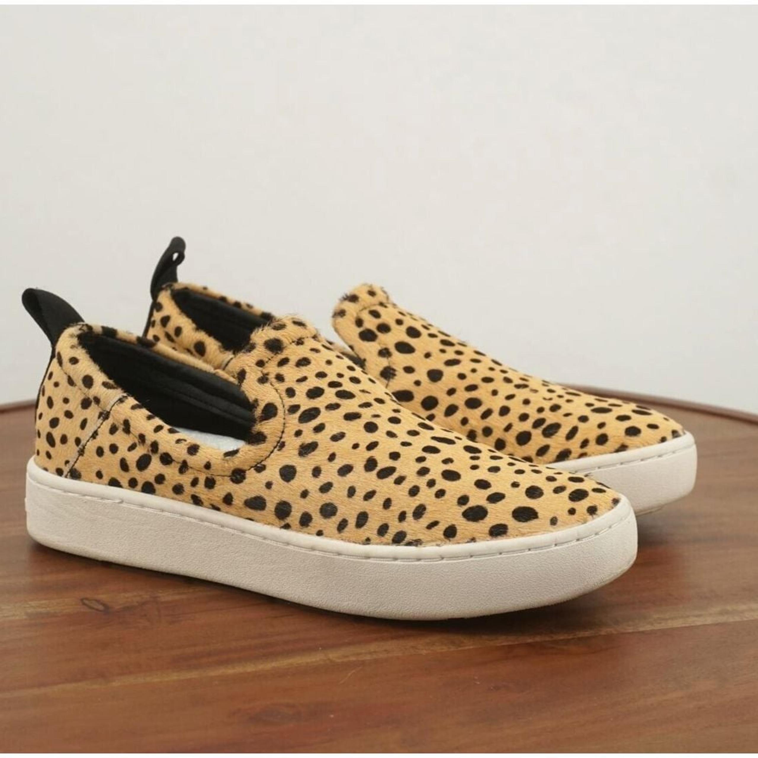 Dolce Vita Womens Tag Sneakers Slip On Cow Hair Animal Print Beige Size 7.5