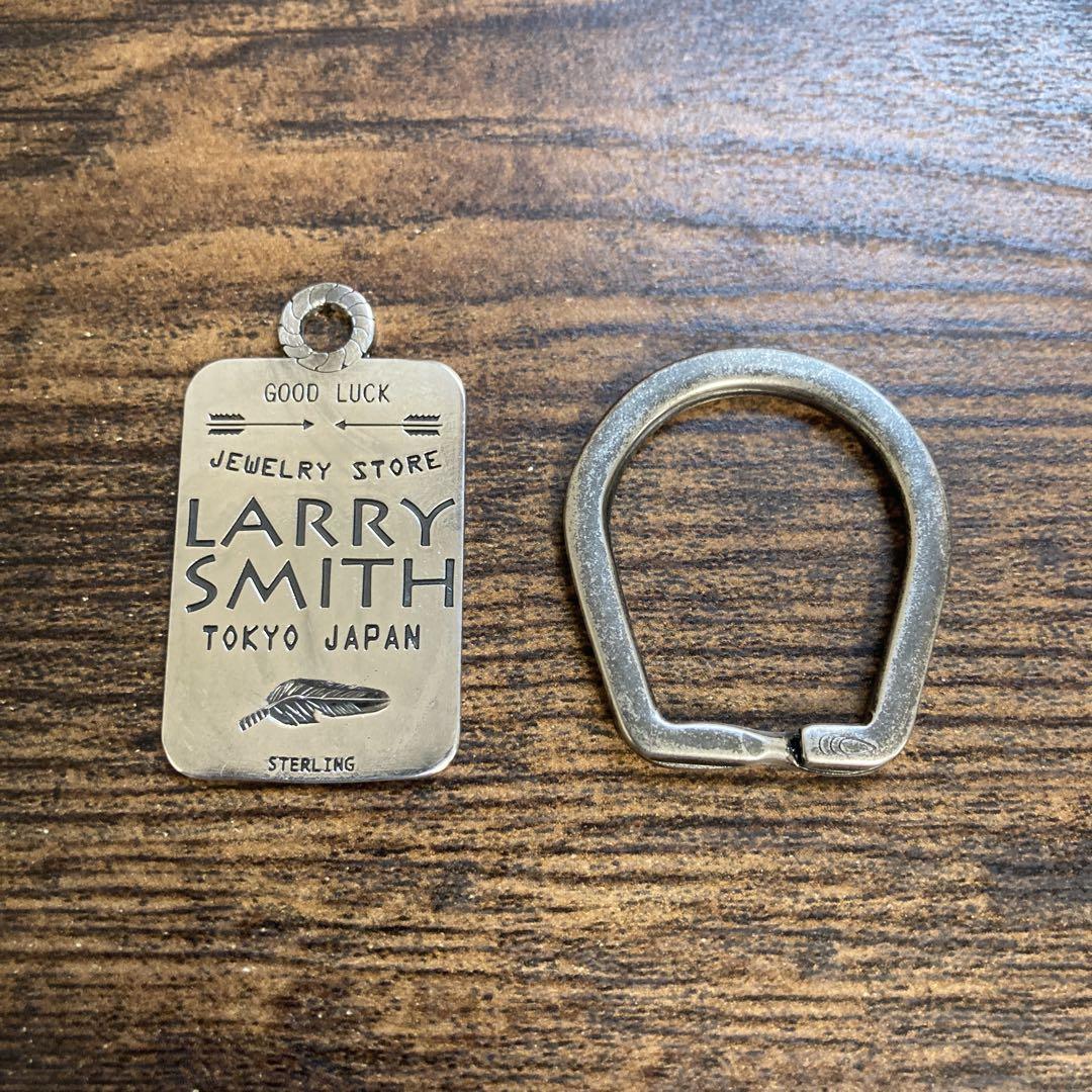 LARRY SMITH x BW Sterling Silver Ribbon Keychain | Button
