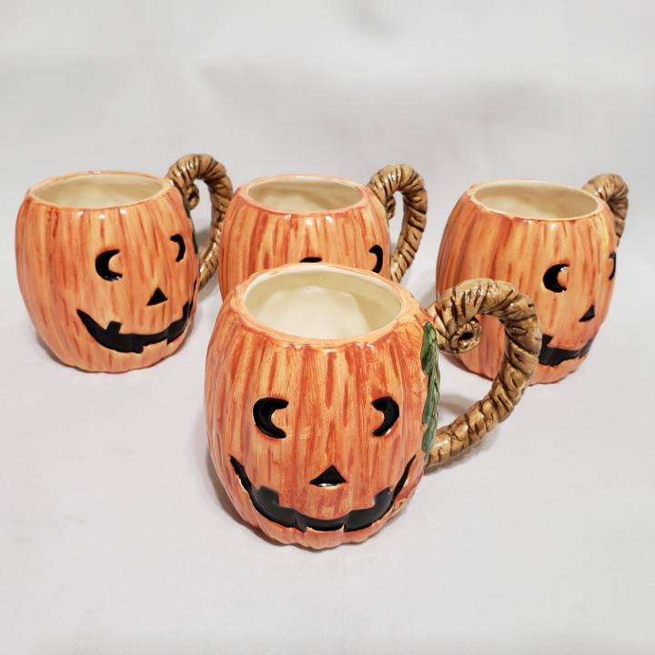 Vintage Omnibus OCI 1995 Collectables Halloween Mugs Set of 4