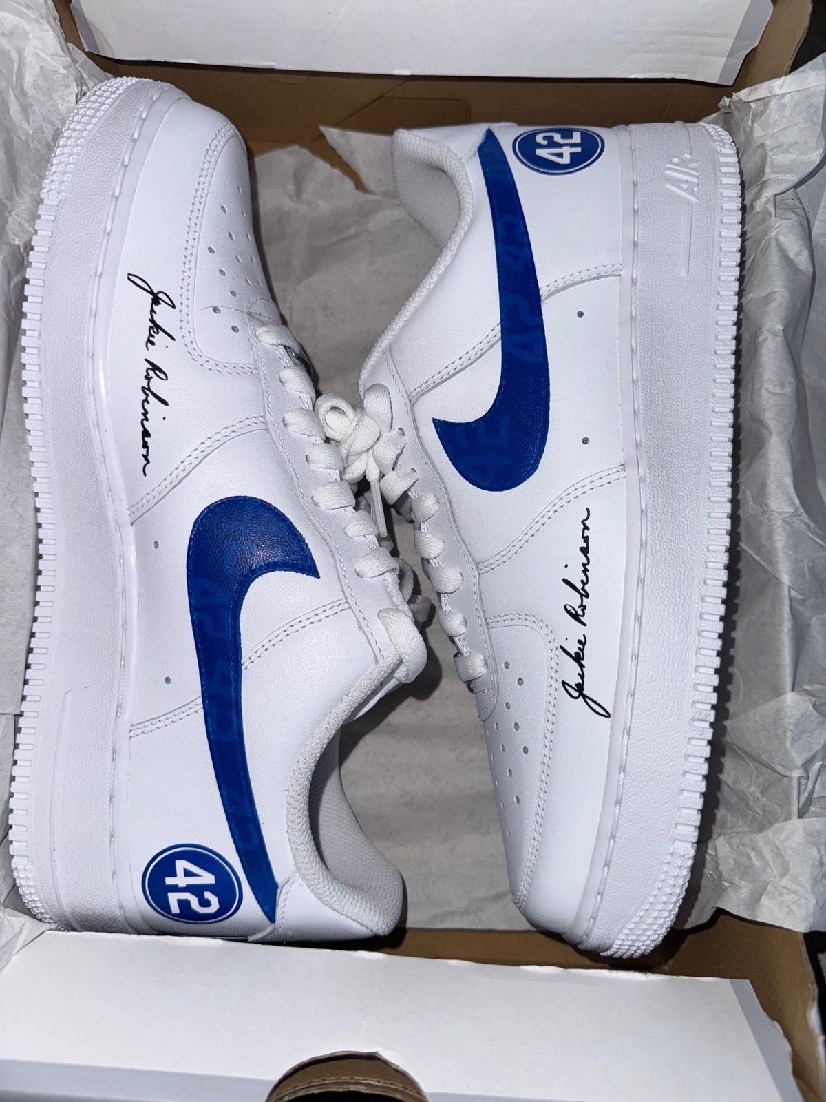 Nike Air Force 1 men size 8 iconic Jackie Robinson