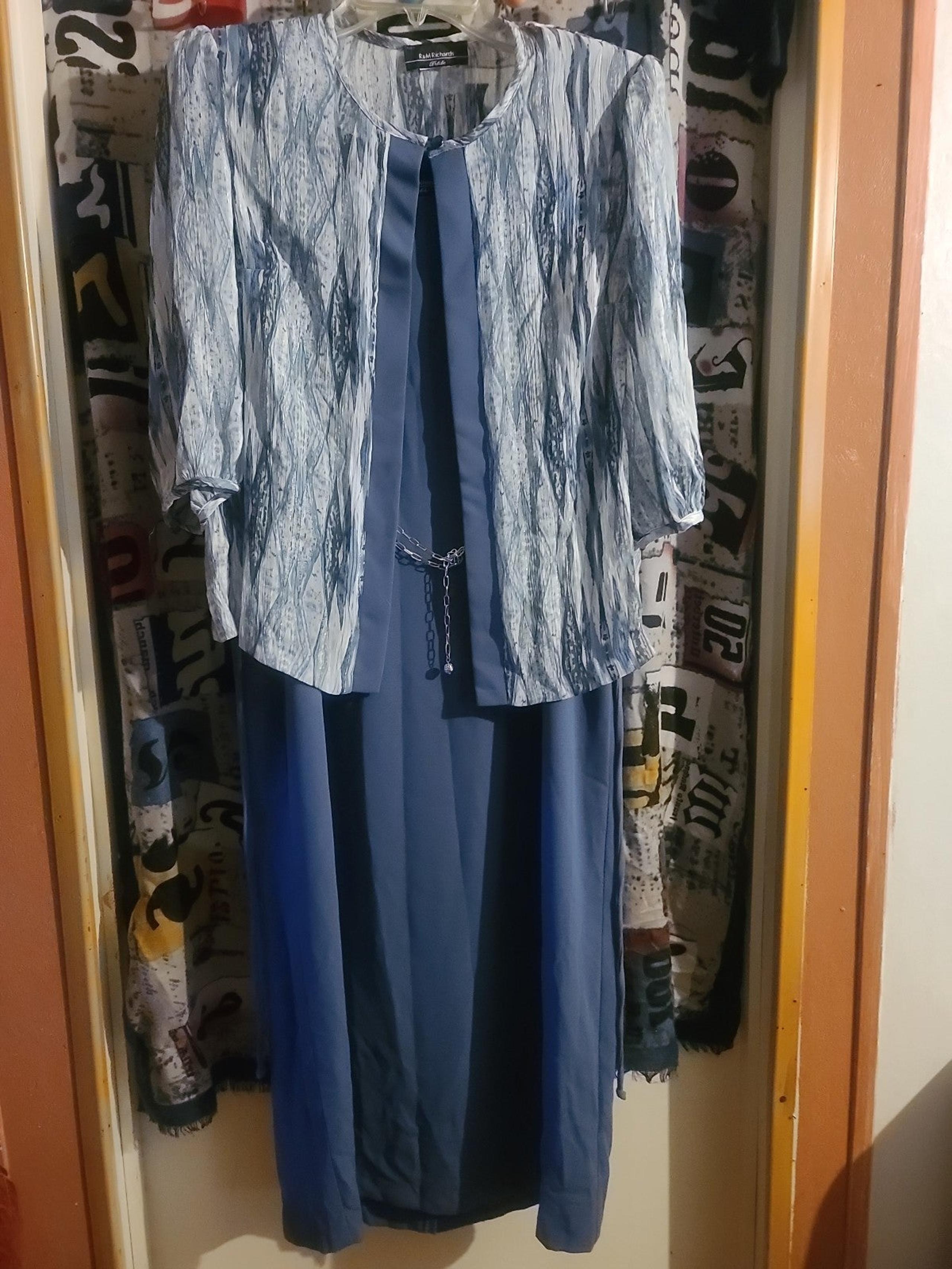 (1086.) Women dress