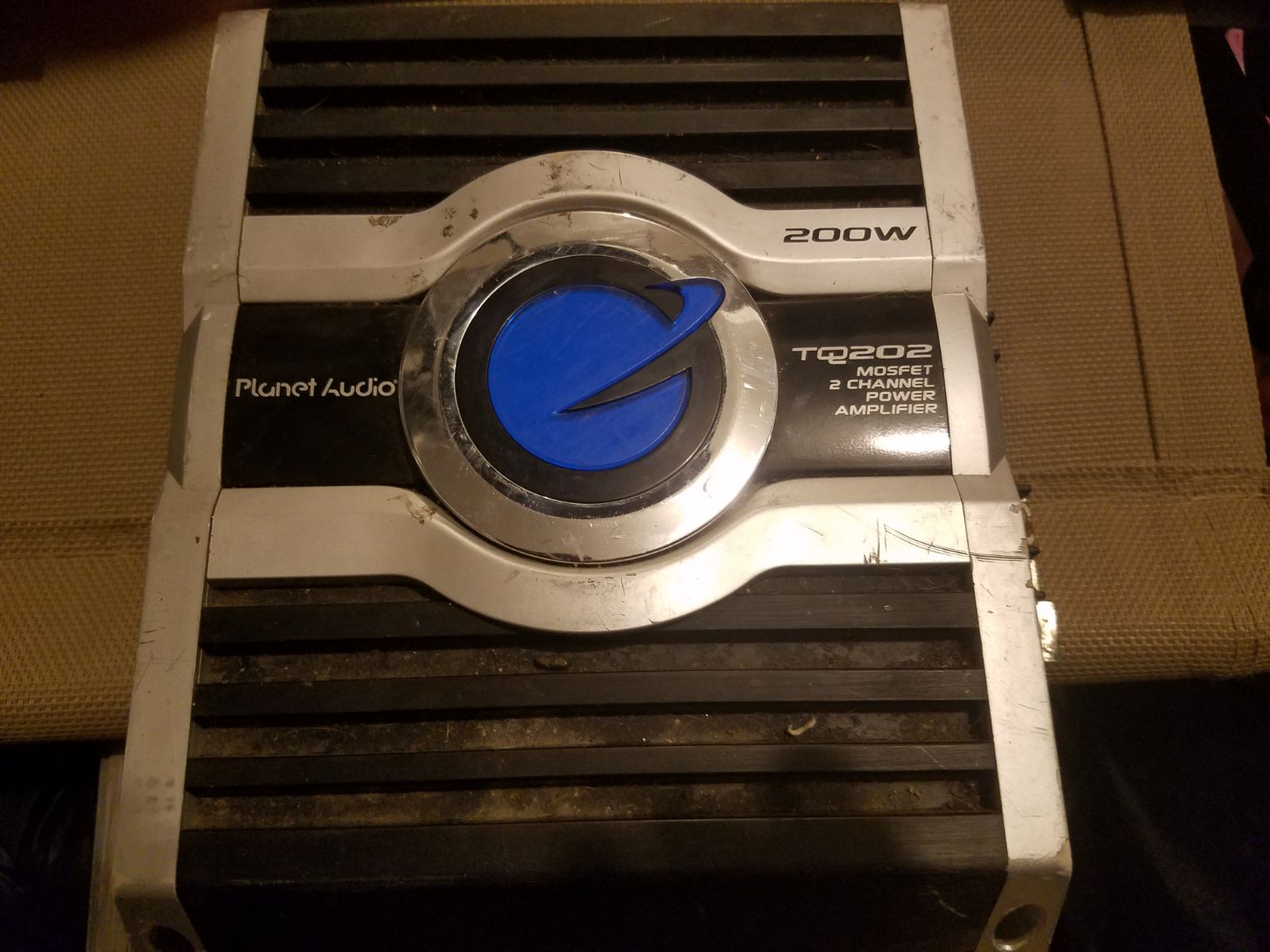 Planet audio amp