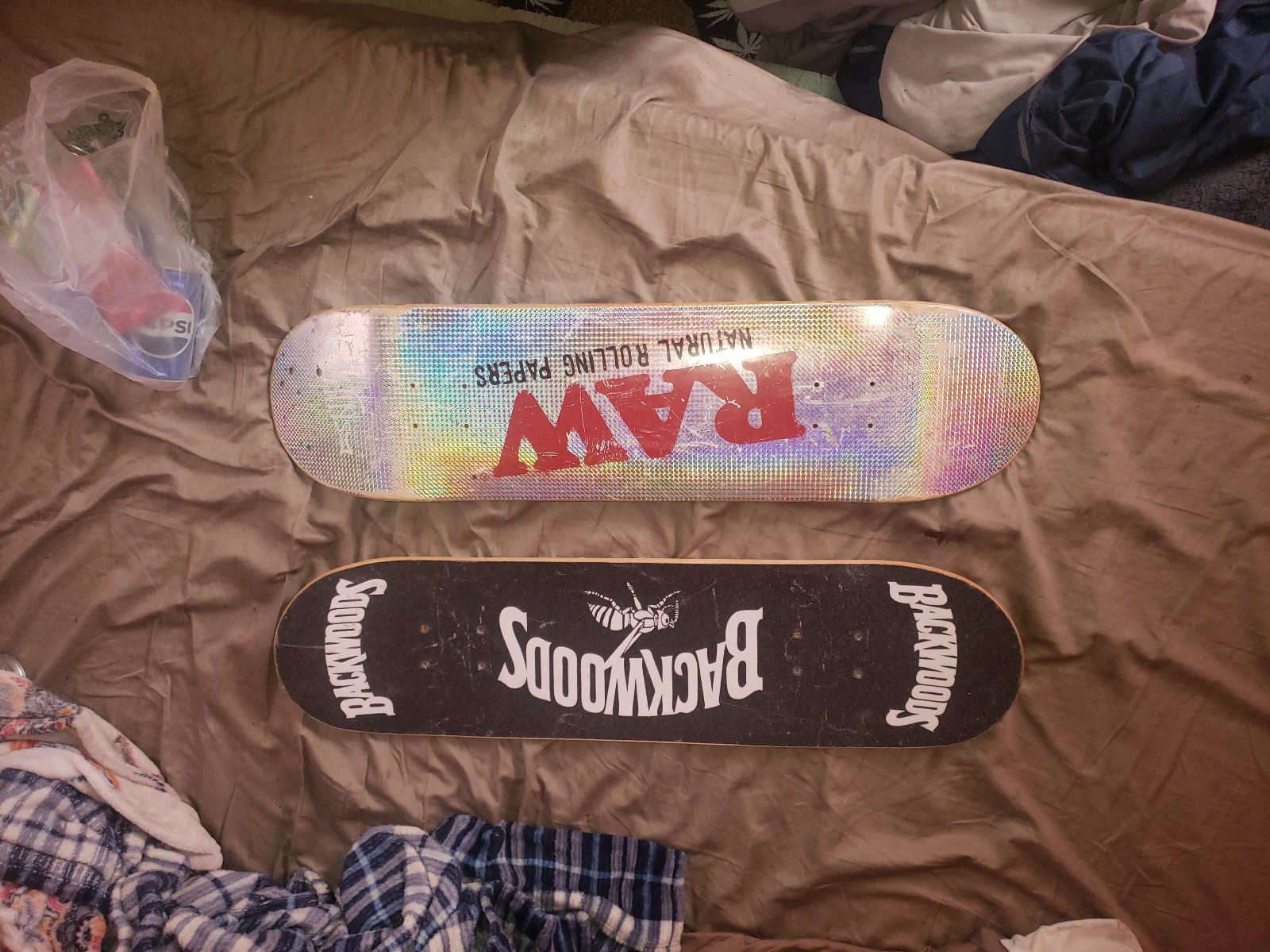 Lot of 2 skateboards