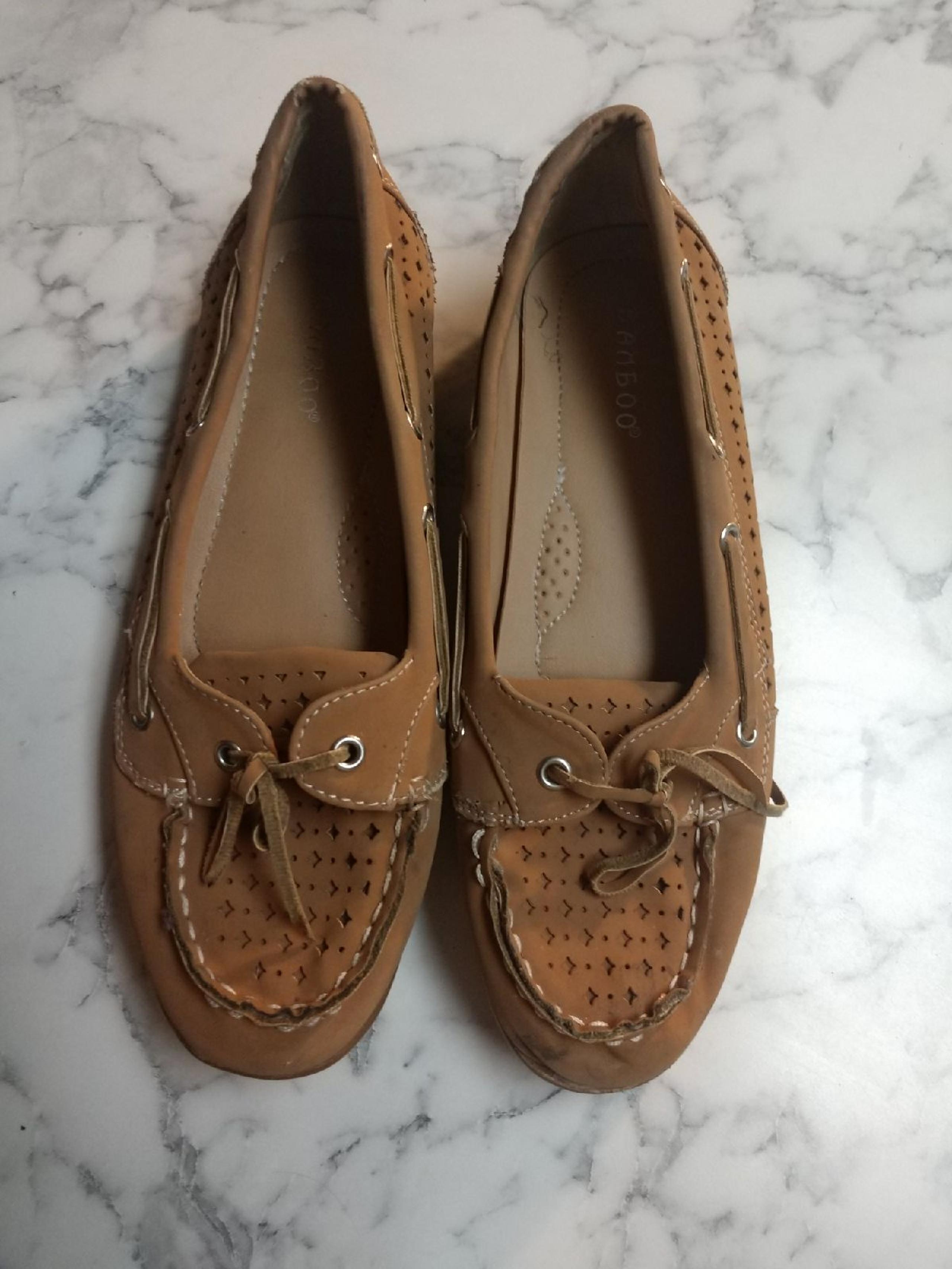 Bamboo loafers shoes, size 8M