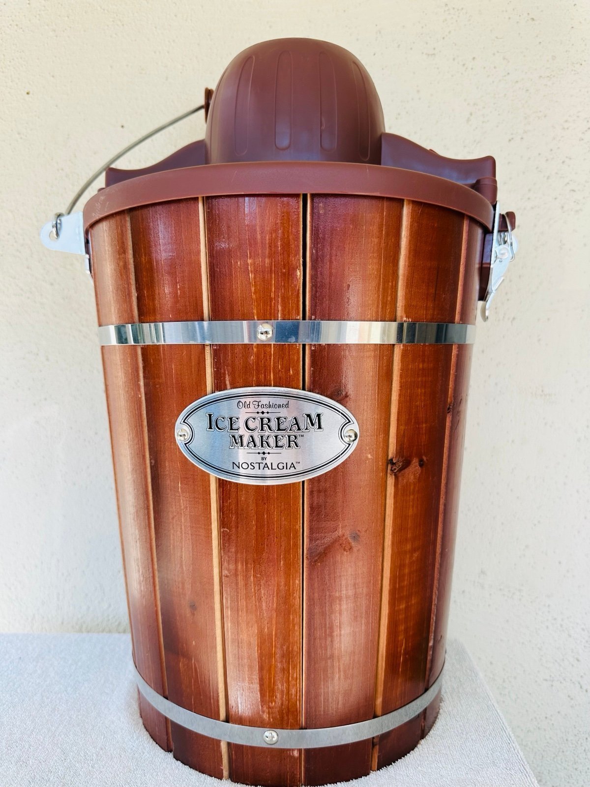 Wooden Old Fashion Ice Cream Maker Nostalgia
