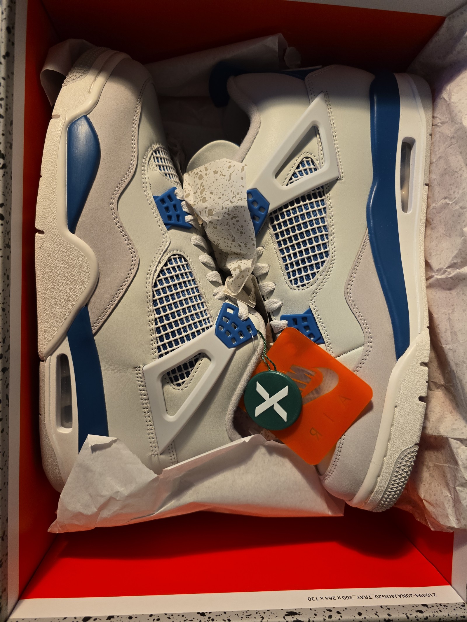 Retro Jordan 4