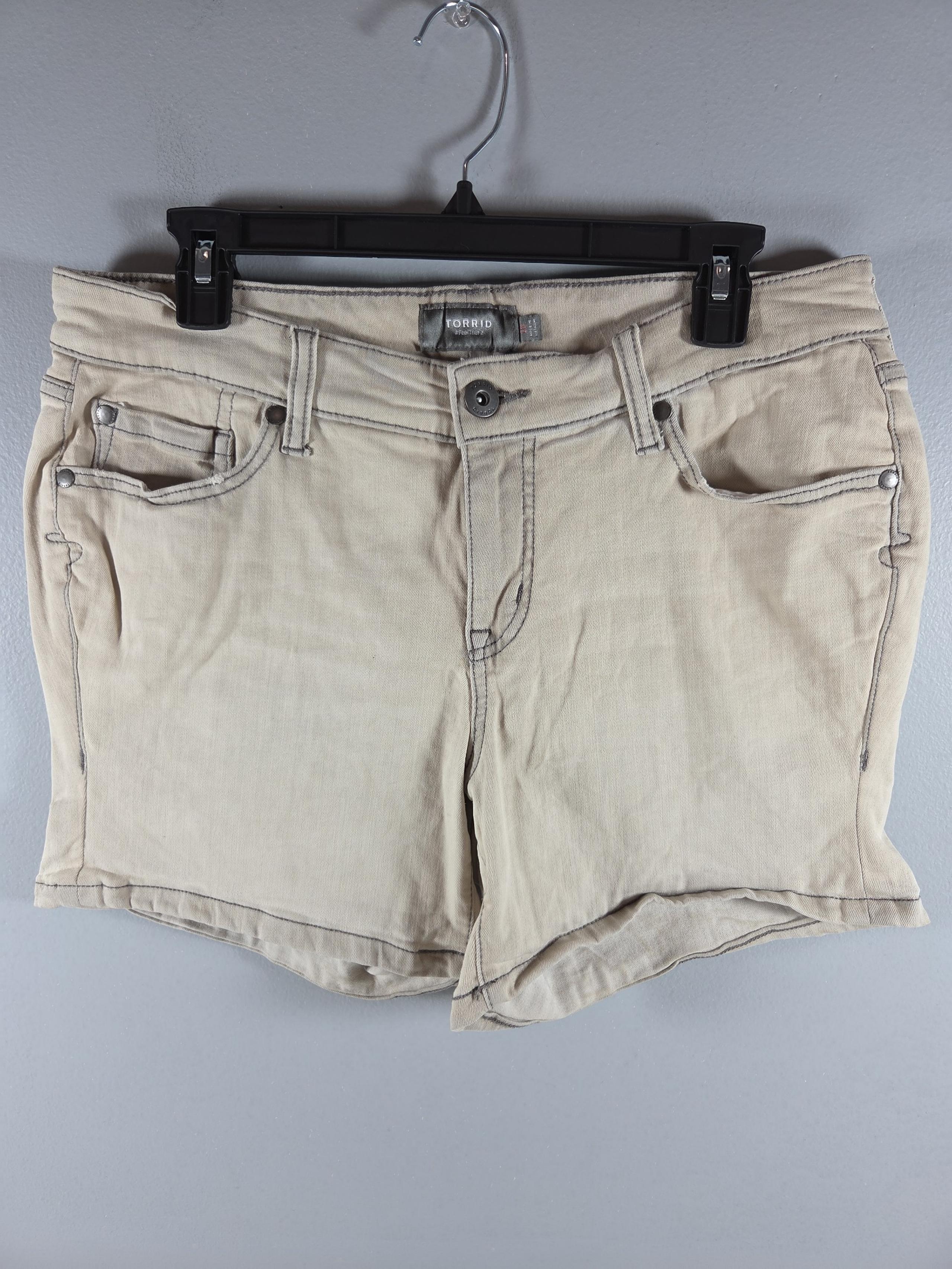 Torrid Women's Jean Shorts Gray 10 NEW!