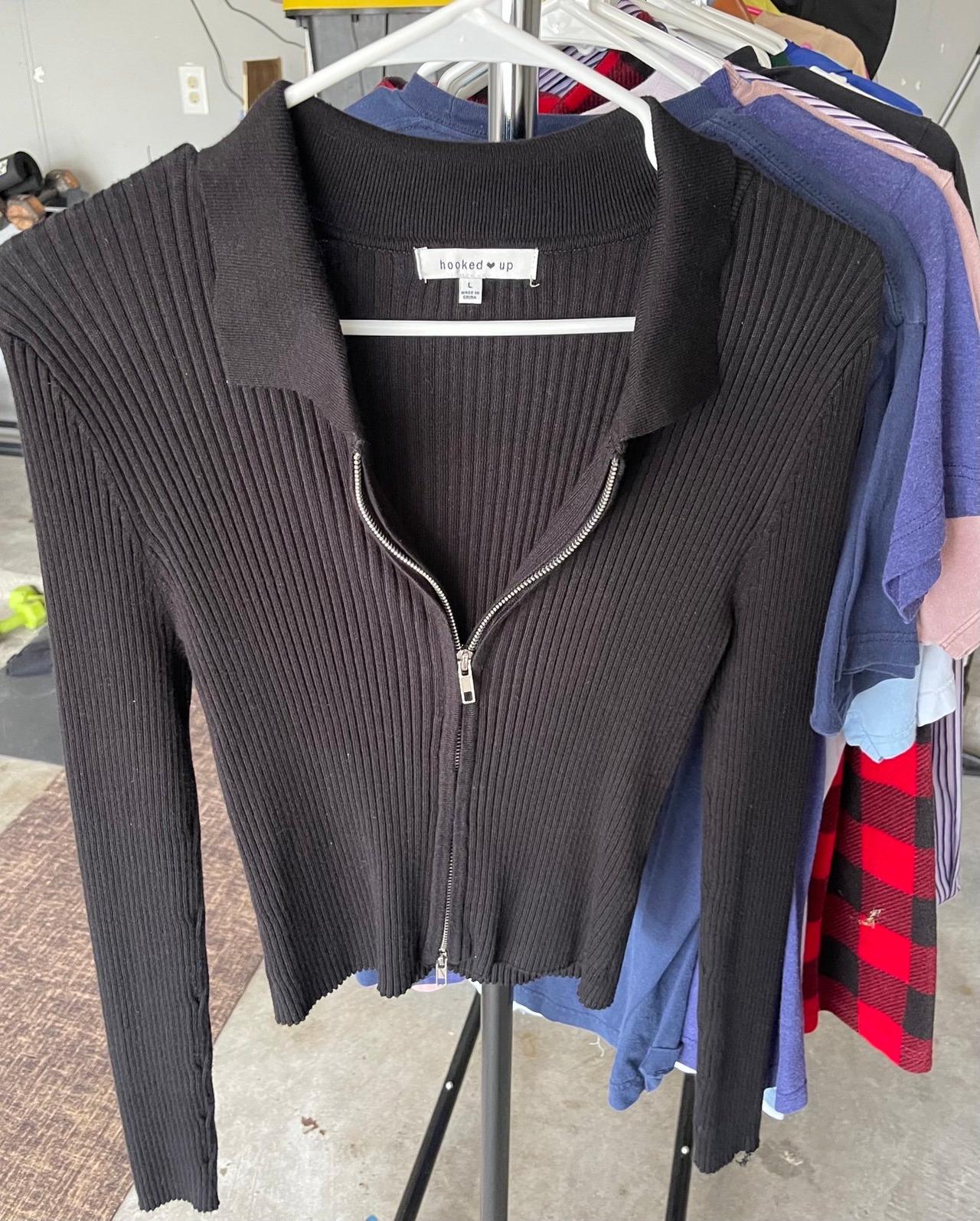 item photo #2