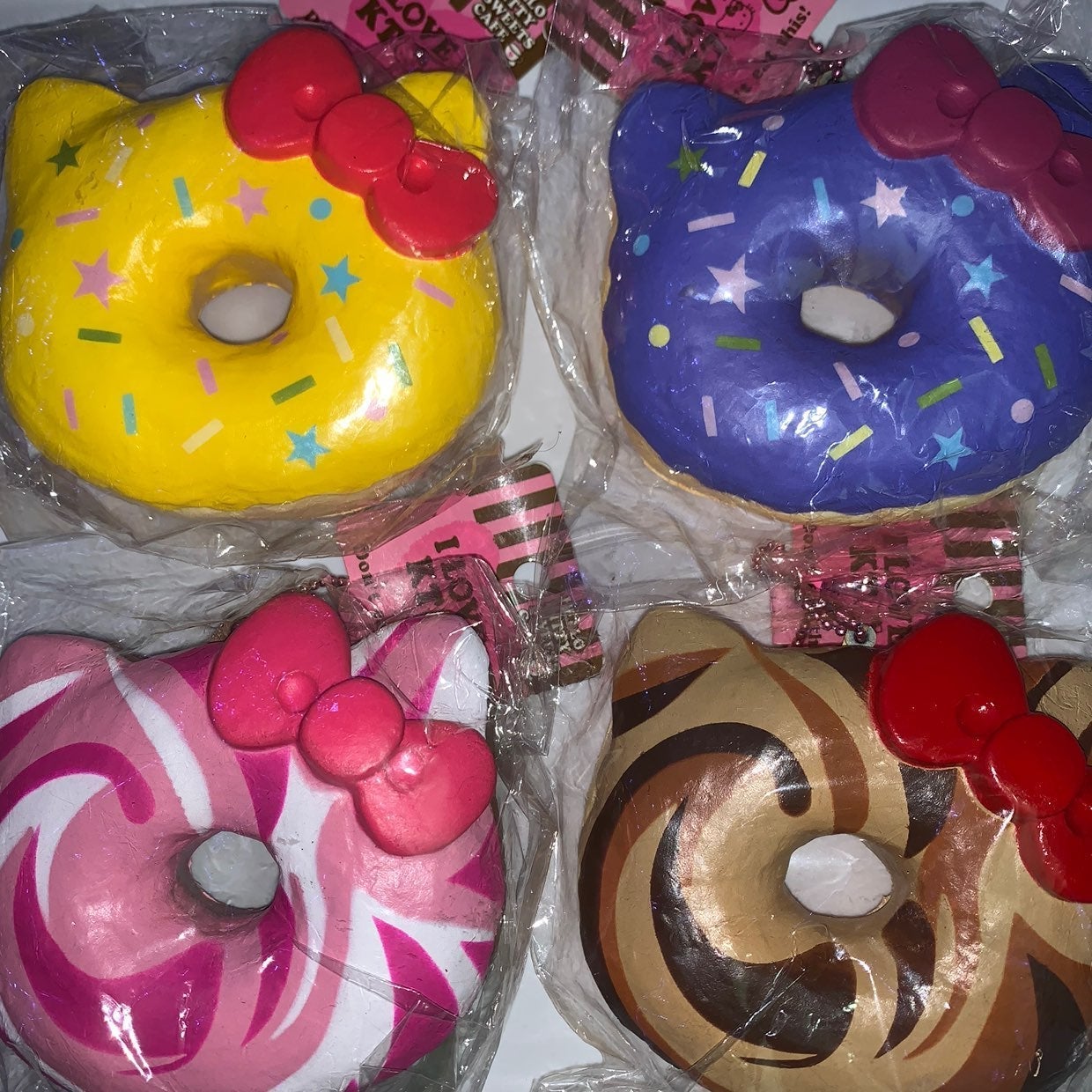 Hello Kitty Donut Squishy Set