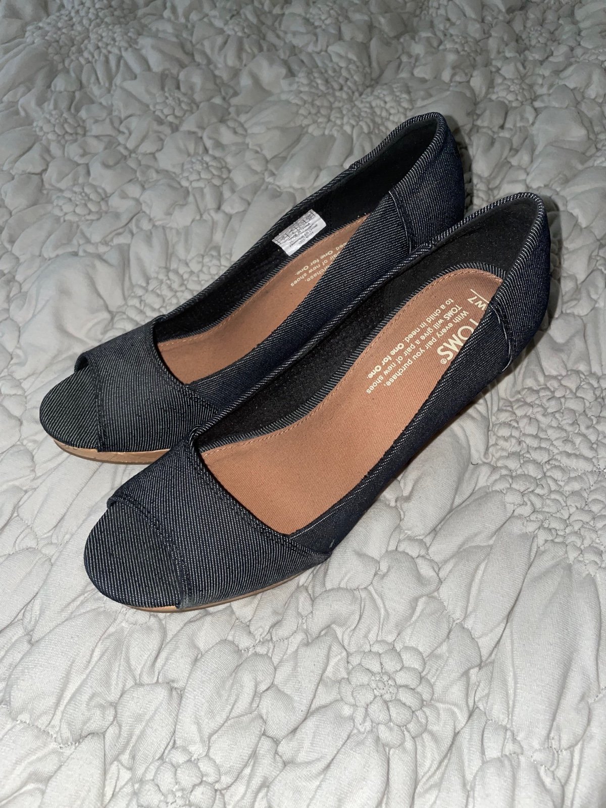 TOMS wedge shoe