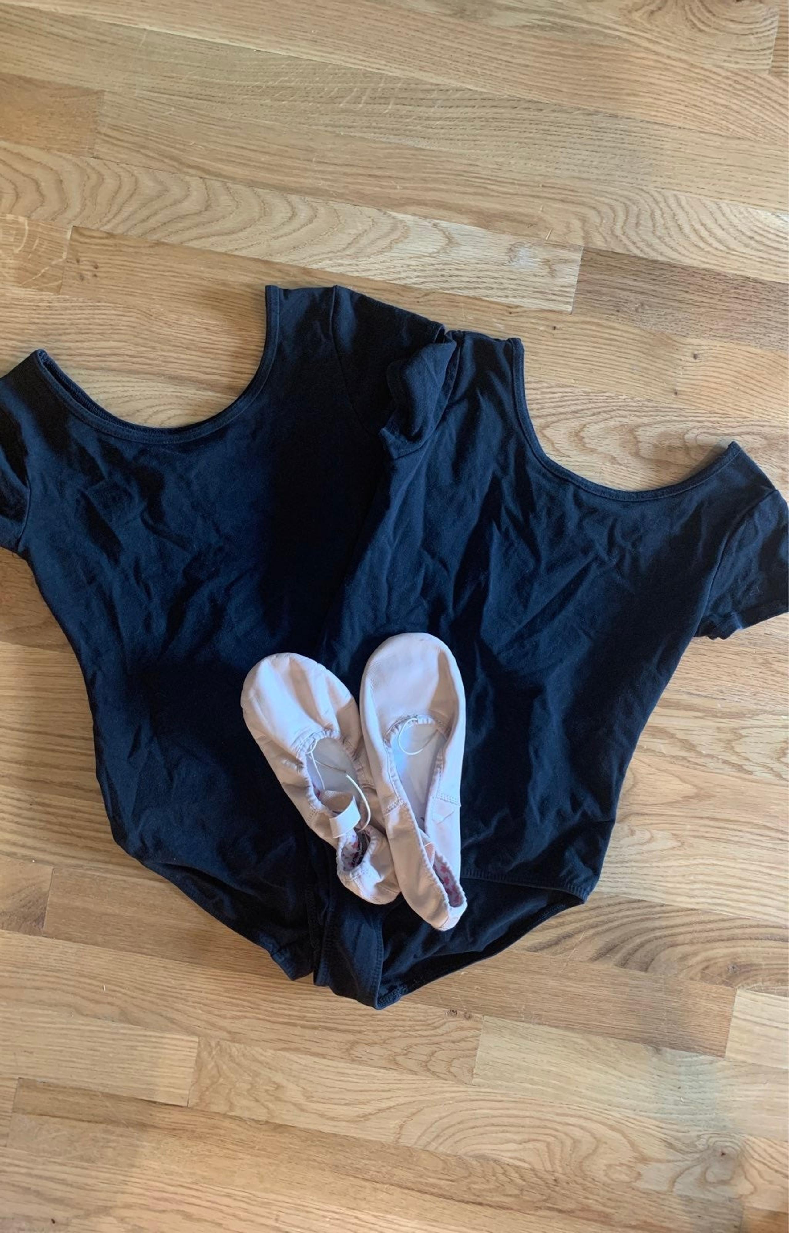 Capezio daisy ballet slippers 6M and 2 capezio leotards size 6