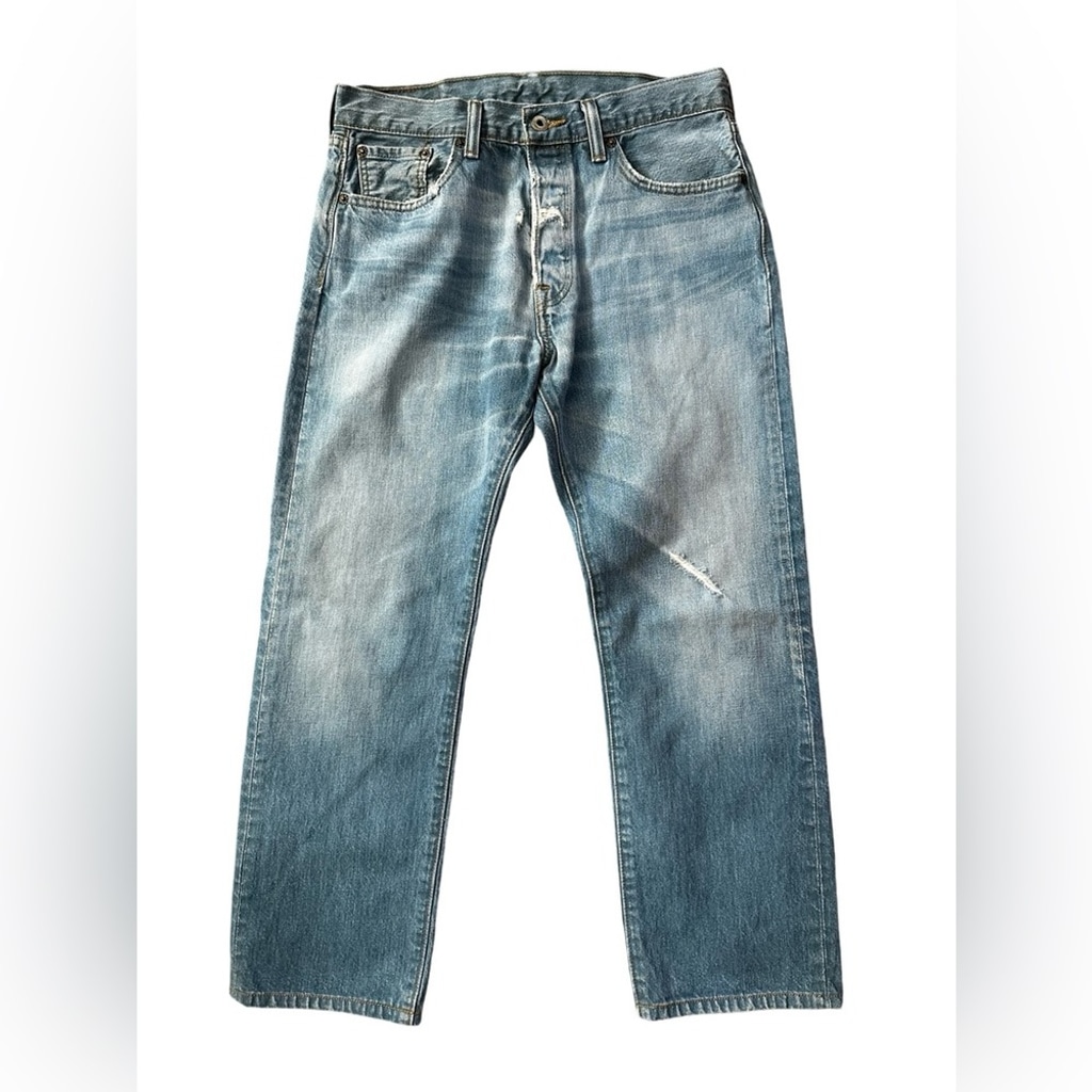 Levi’s 501 Distressed Classic 5-Pocket Jeans Blue Light-Wash Men’s Waist 30.