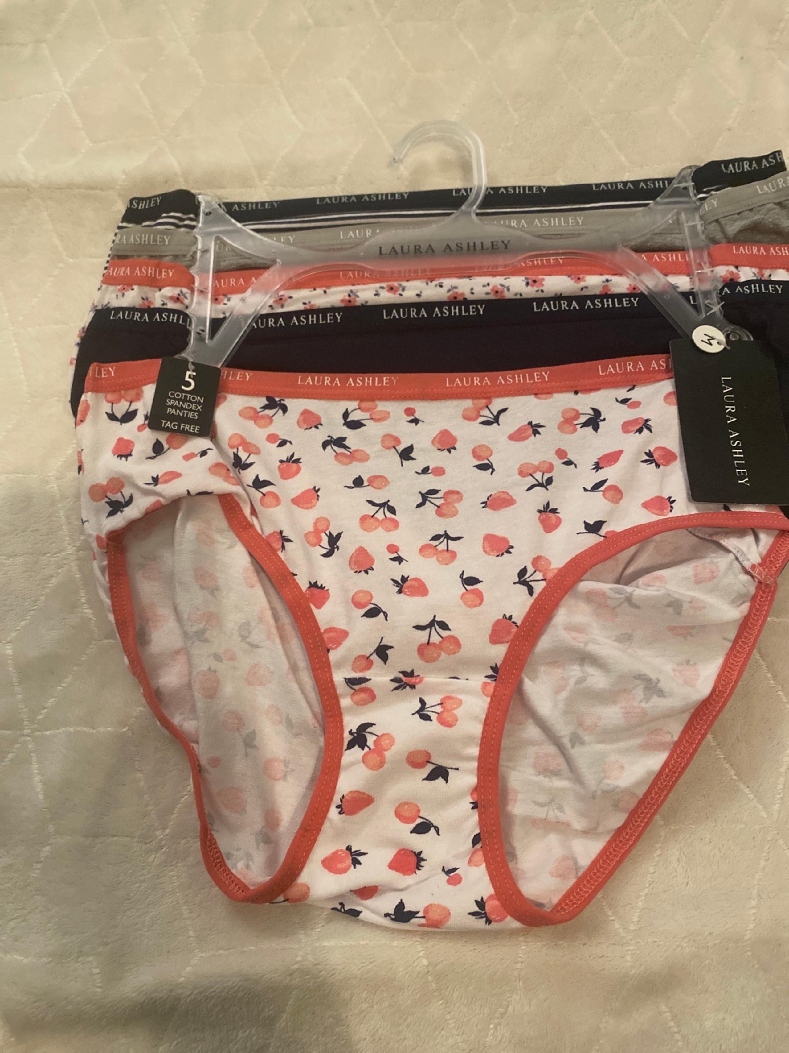 Laura Ashley medium size 5 pack panties