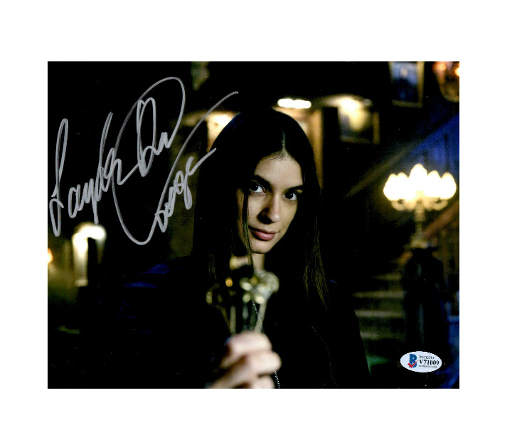 Laysla De Oliveira Signed 8x10 Photo BAS