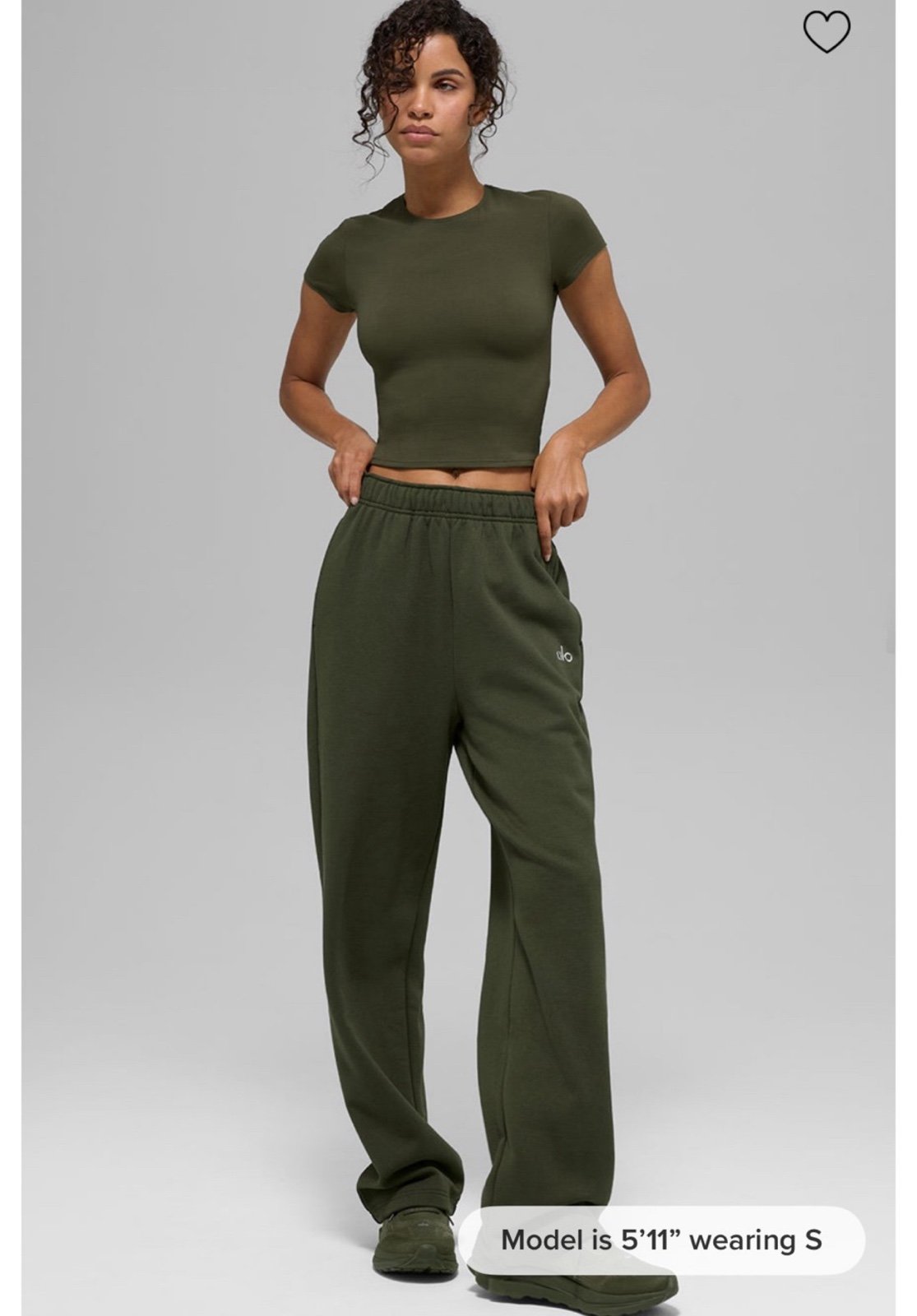 Alo Accolade Straight Leg Sweatpant- Olive Green. Size small NWT sold out online