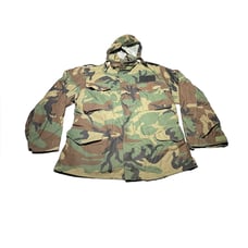 2001 US army cold weather woodland coat w liner size M