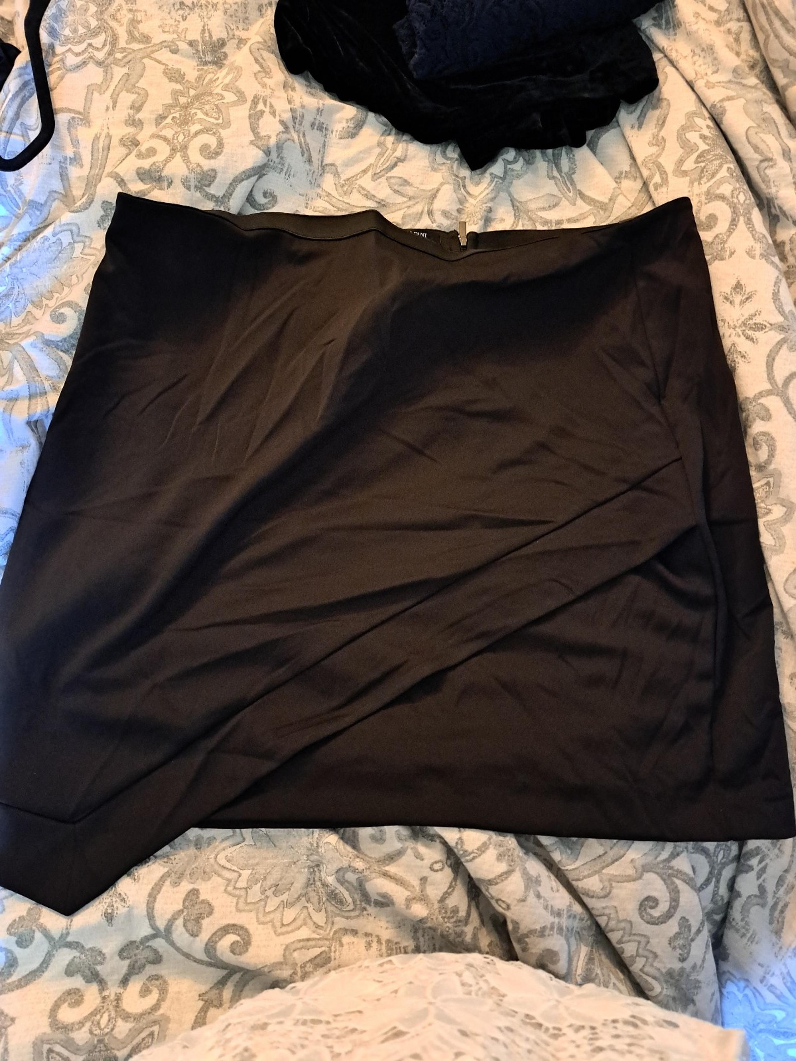 Womans plus size skirt
