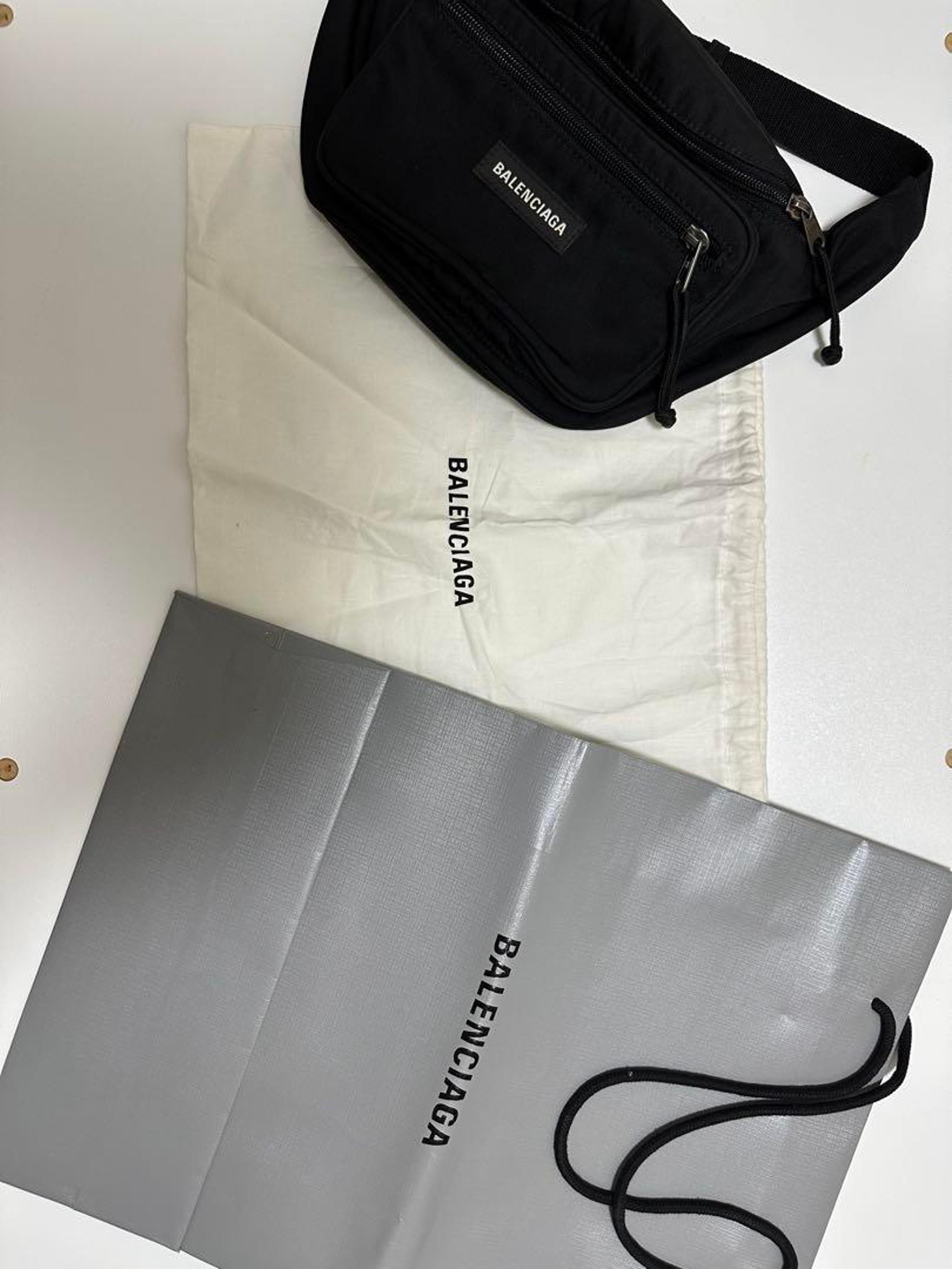 BALENCIAGA Body Bag Black